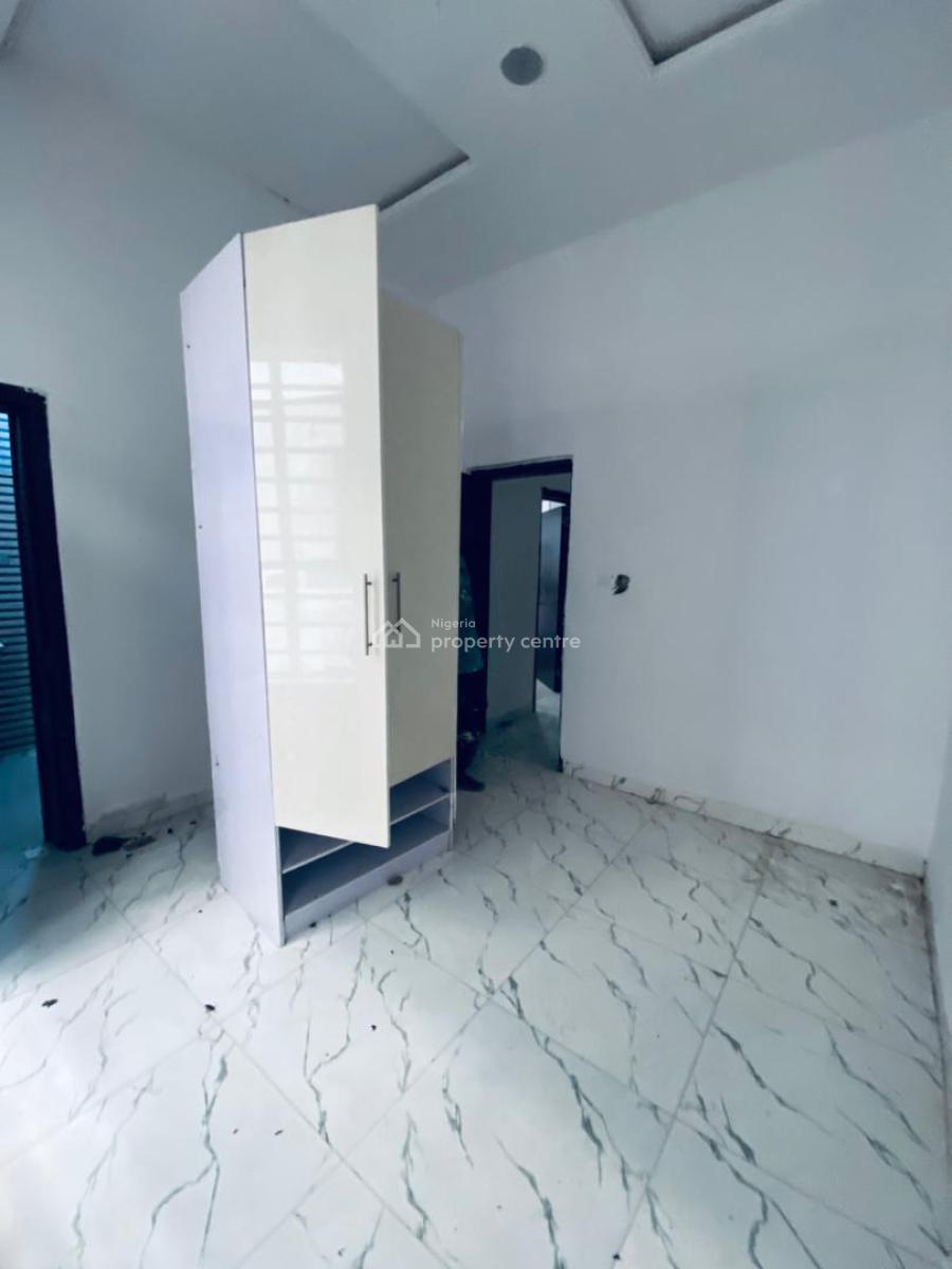 Vibes of Freshness in a Single Room Shared Apartment, Orchid Road, Lekki, Lagos, House for Rent