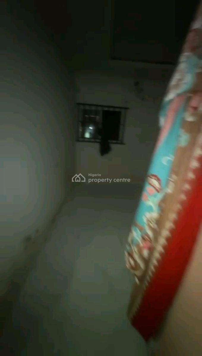 a Standard Room Self Contain Apartment, Ososa Street, Off Bariga Road, Bariga, Shomolu, Lagos, Self Contain (single Rooms) for Rent