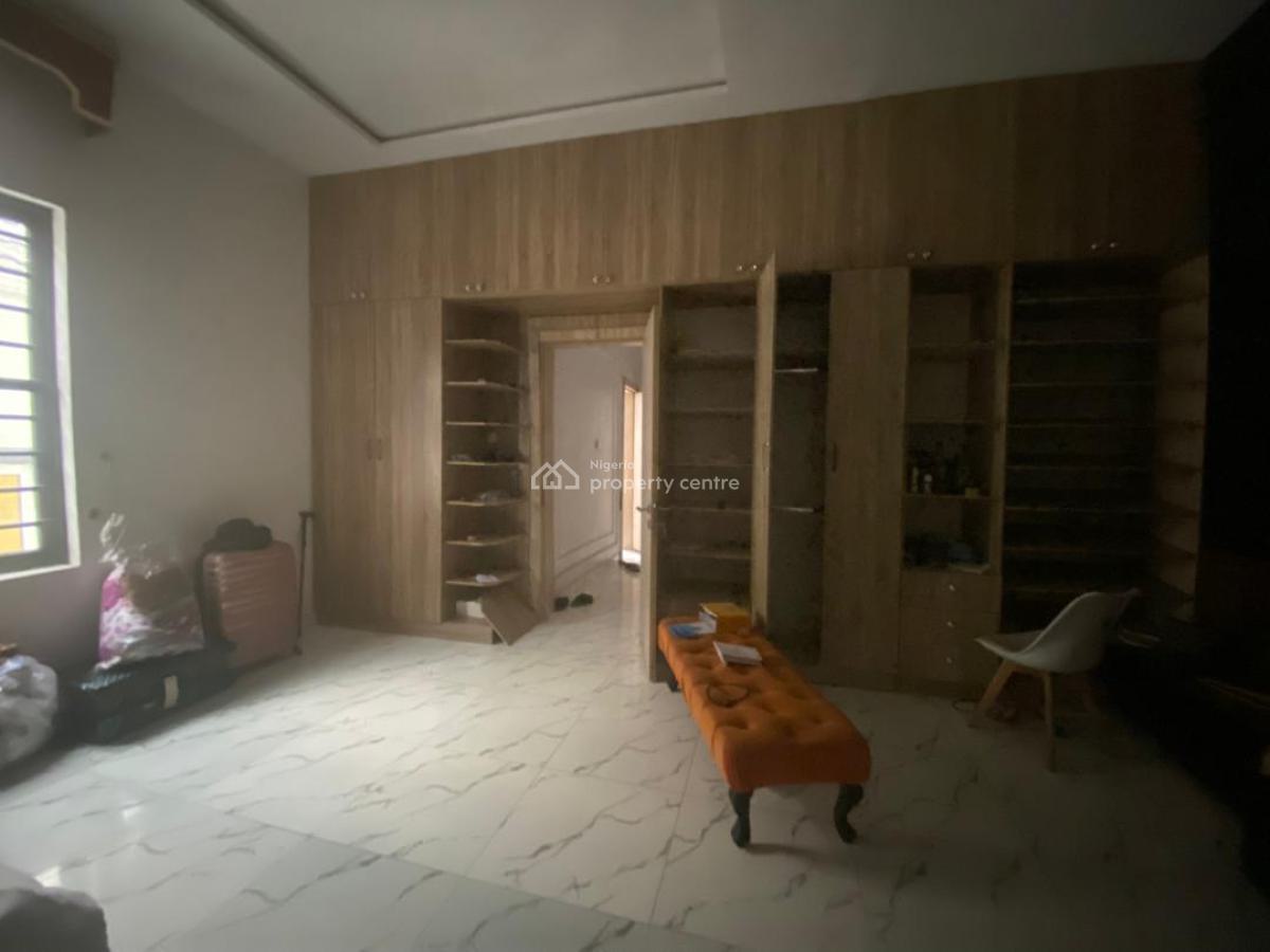 4 Bedroom Terraced Duplex, Ikota Villa Estate, Ikota, Lekki, Lagos, Terraced Duplex for Sale