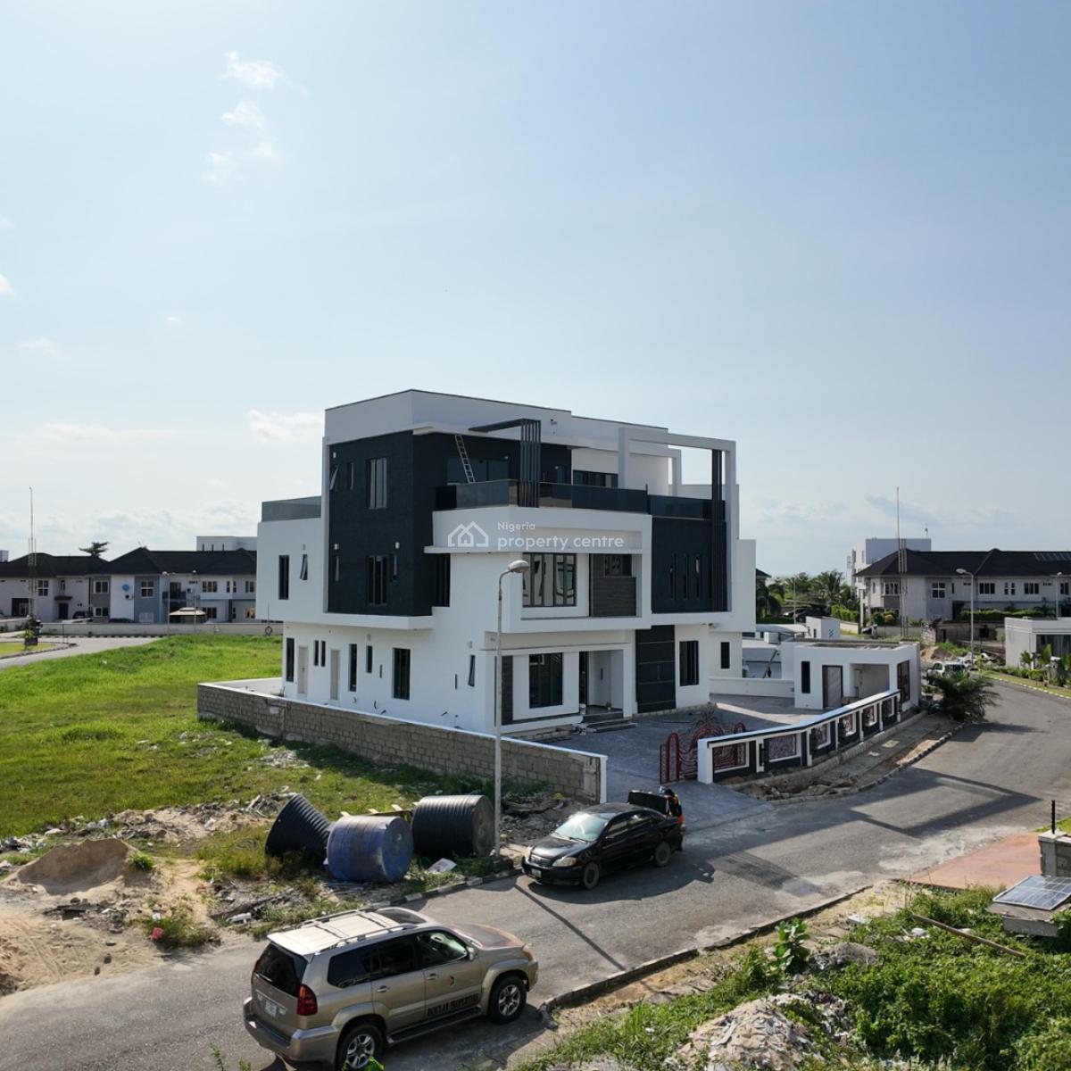 7 Bedroom Fully Detached Smart Automated Living 	-	in-house Elevator, Pinnock Beach Estate, Osapa, Lekki, Lagos, Detached Duplex for Sale