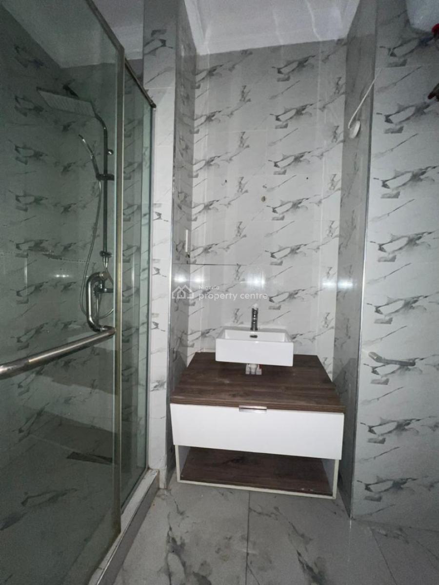 Well Built 2 Bedroom Apartment, Ikate, Lekki, Lagos, Flat / Apartment for Rent