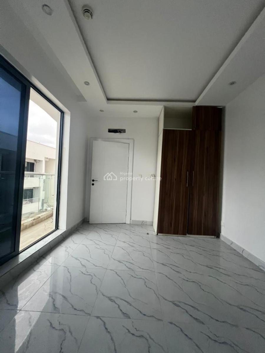 Well Built 2 Bedroom Apartment, Ikate, Lekki, Lagos, Flat / Apartment for Rent