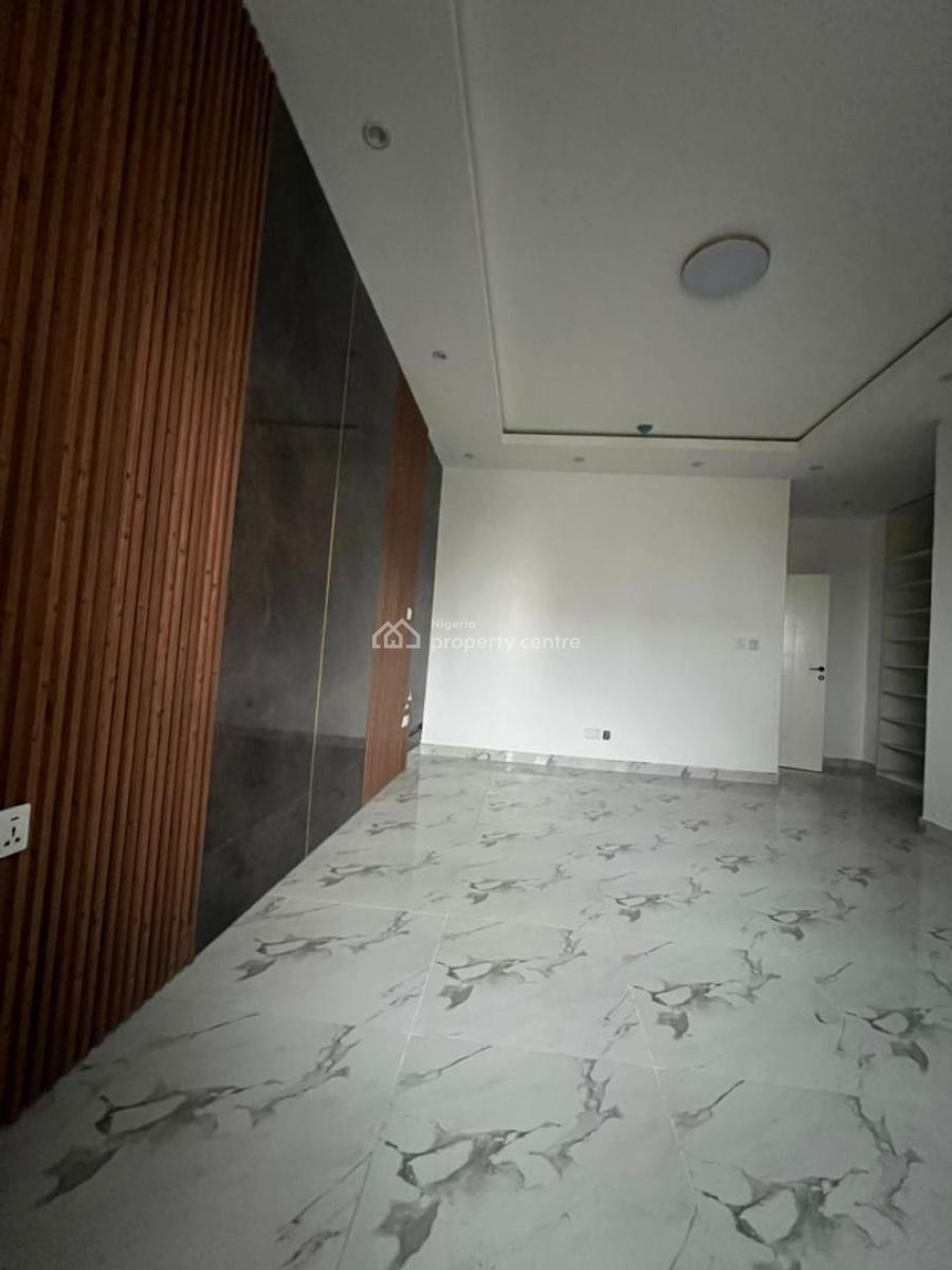 Well Built 2 Bedroom Apartment, Ikate, Lekki, Lagos, Flat / Apartment for Rent