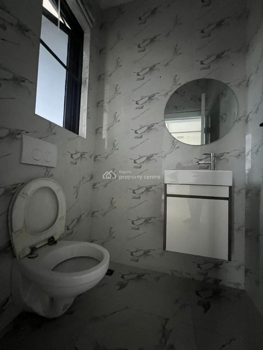 Well Built 2 Bedroom Apartment, Ikate, Lekki, Lagos, Flat / Apartment for Rent