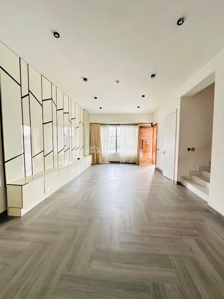 Spaciously Built 4 Bedroom Terrace Duplex with Bq, Lekki Phase 1, Lekki, Lagos, Terraced Duplex for Rent