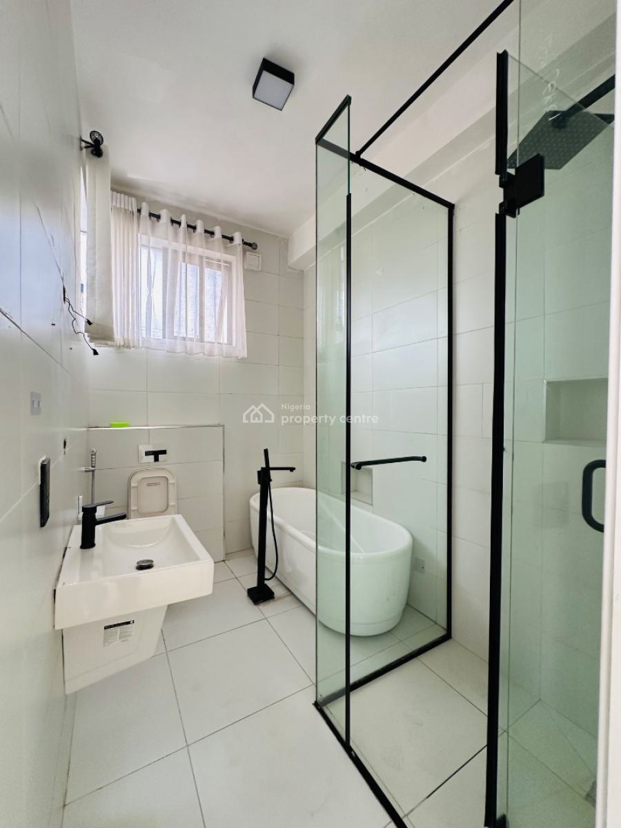 Spaciously Built 4 Bedroom Terrace Duplex with Bq, Lekki Phase 1, Lekki, Lagos, Terraced Duplex for Rent