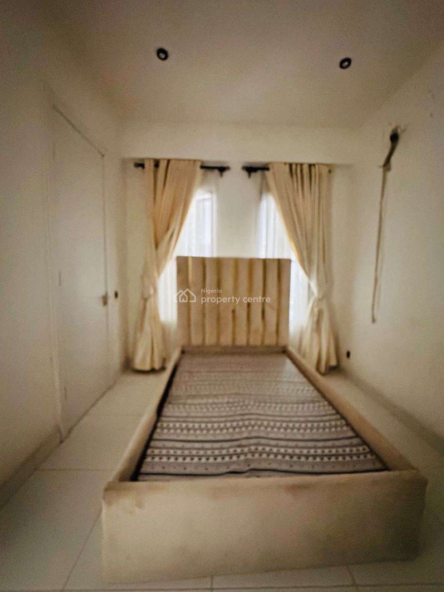 Spaciously Built 4 Bedroom Terrace Duplex with Bq, Lekki Phase 1, Lekki, Lagos, Terraced Duplex for Rent