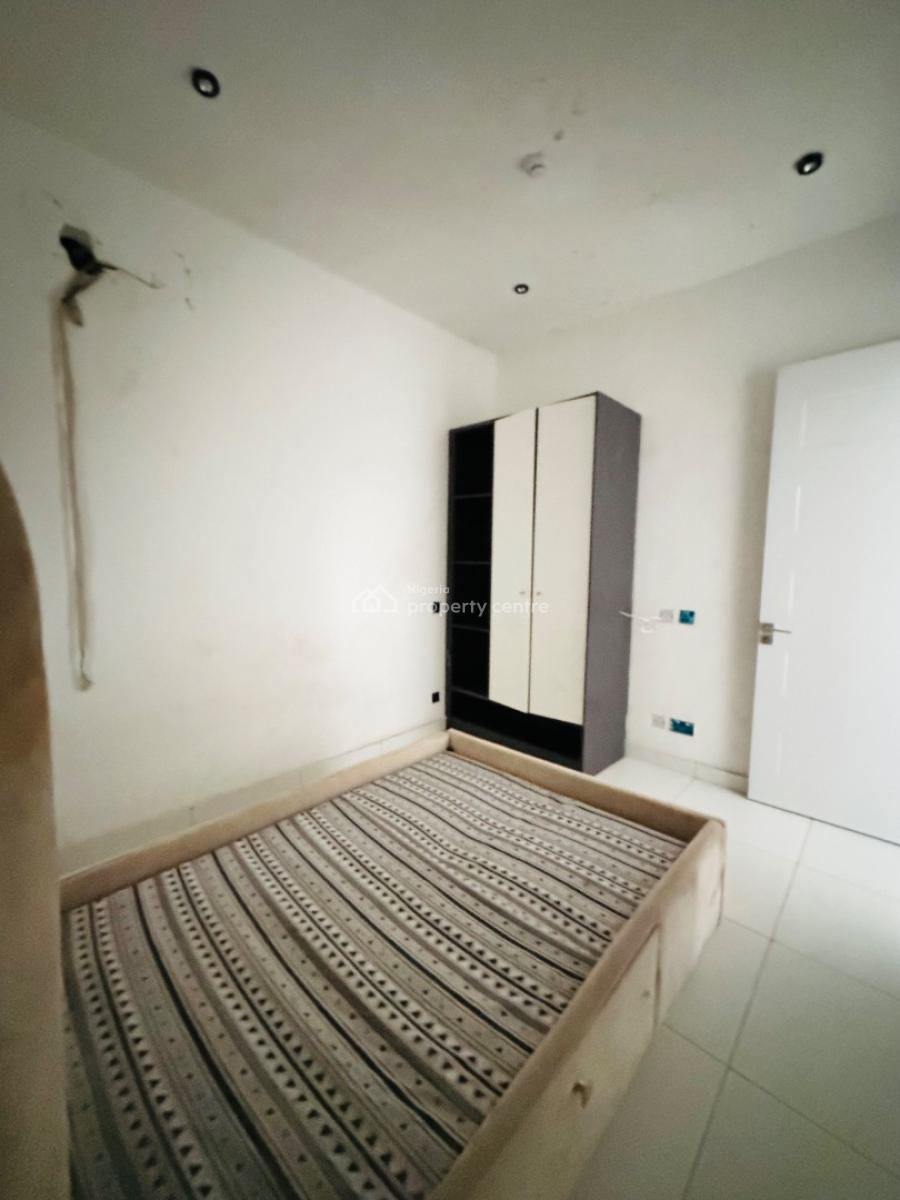 Spaciously Built 4 Bedroom Terrace Duplex with Bq, Lekki Phase 1, Lekki, Lagos, Terraced Duplex for Rent