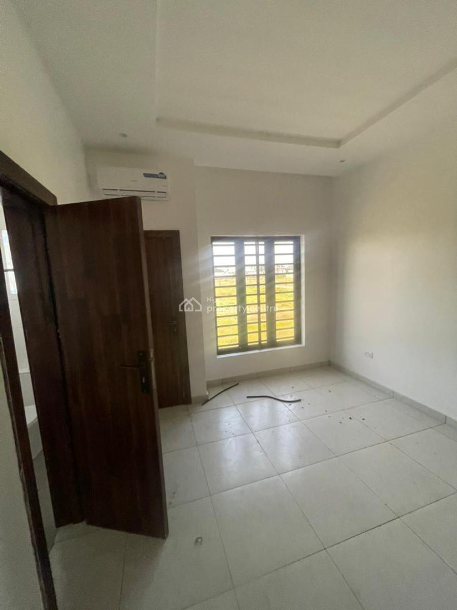 Brand New Spacious 3 Bedroom Flat Apartment Available, Orchid Road, Lekki, Lagos, Block of Flats for Sale
