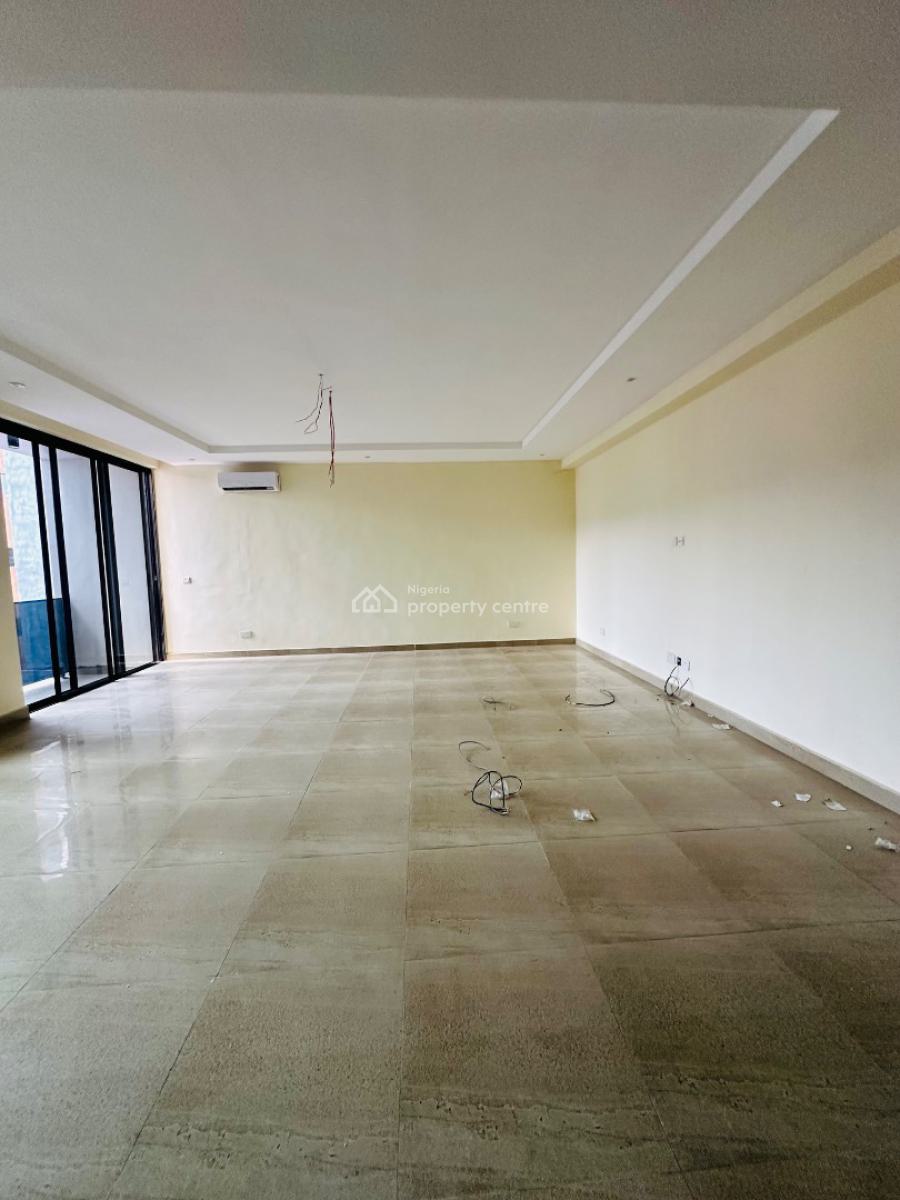 Spaciously Built 3 Bedroom with Bq, Swimming Pool and Gym, Lekki Phase 1, Lekki, Lagos, Flat / Apartment for Rent