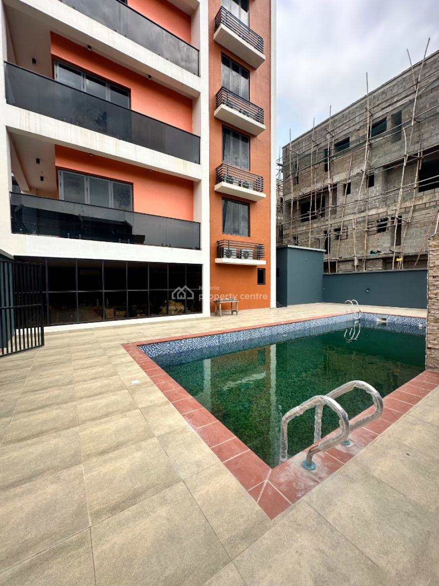 Spaciously Built 3 Bedroom with Bq, Swimming Pool and Gym, Lekki Phase 1, Lekki, Lagos, Flat / Apartment for Rent