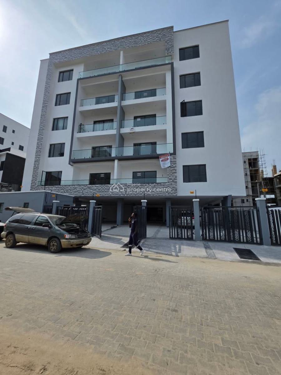 Well Finished 2 Bedroom Flat with Bq, Lekki Phase 1, Lekki, Lagos, Block of Flats for Sale