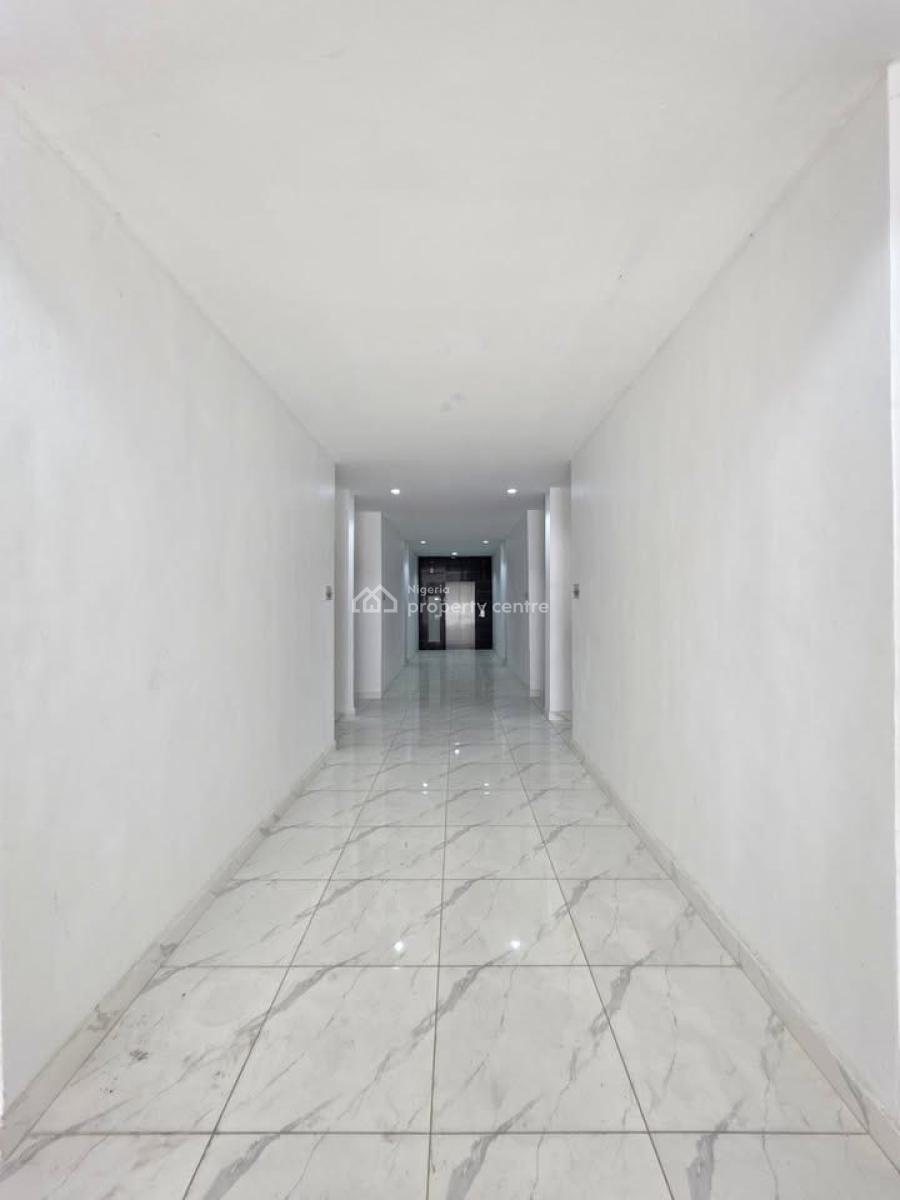 Well Finished 2 Bedroom Flat with Bq, Lekki Phase 1, Lekki, Lagos, Block of Flats for Sale