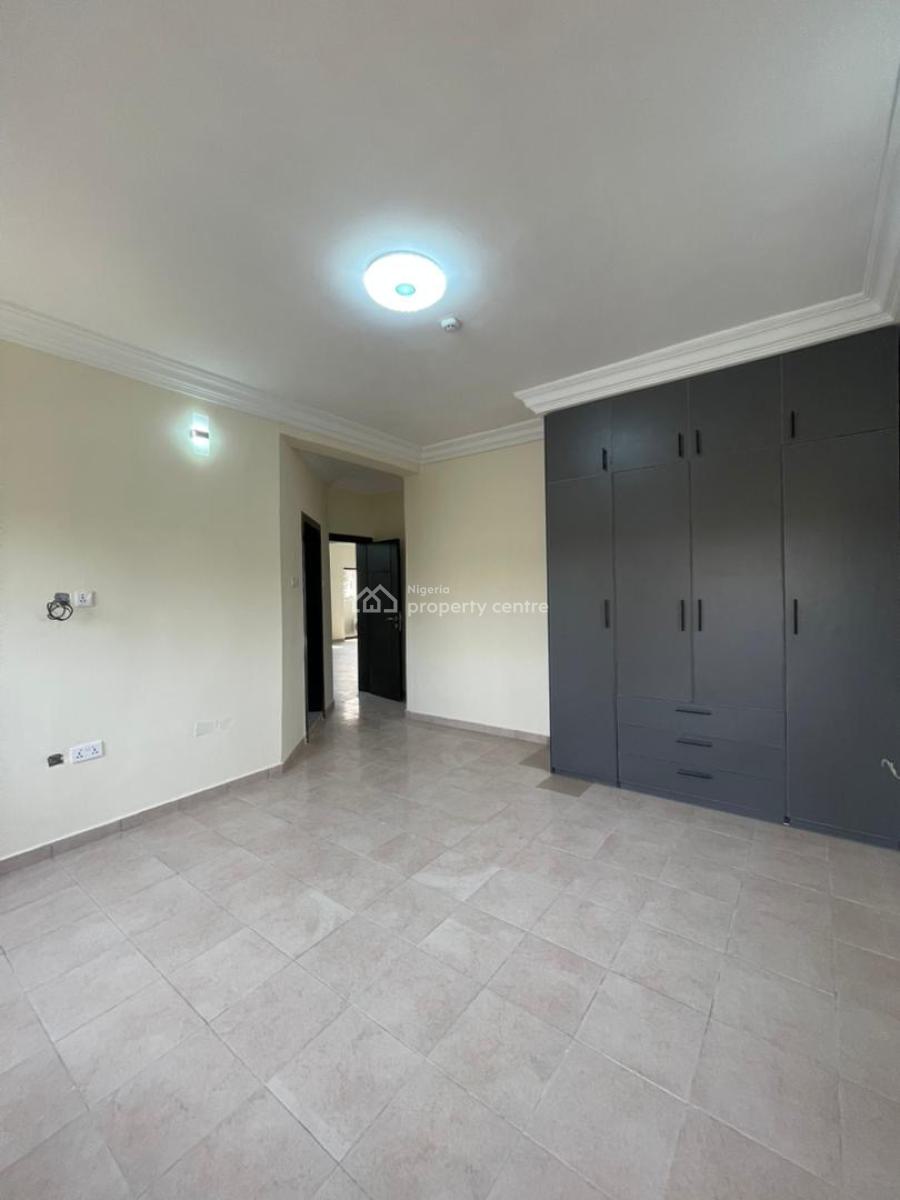 Luxury 3 Bedroom Apartment, Off Admiralty Way, Lekki Phase 1, Lekki, Lagos, Flat / Apartment for Rent