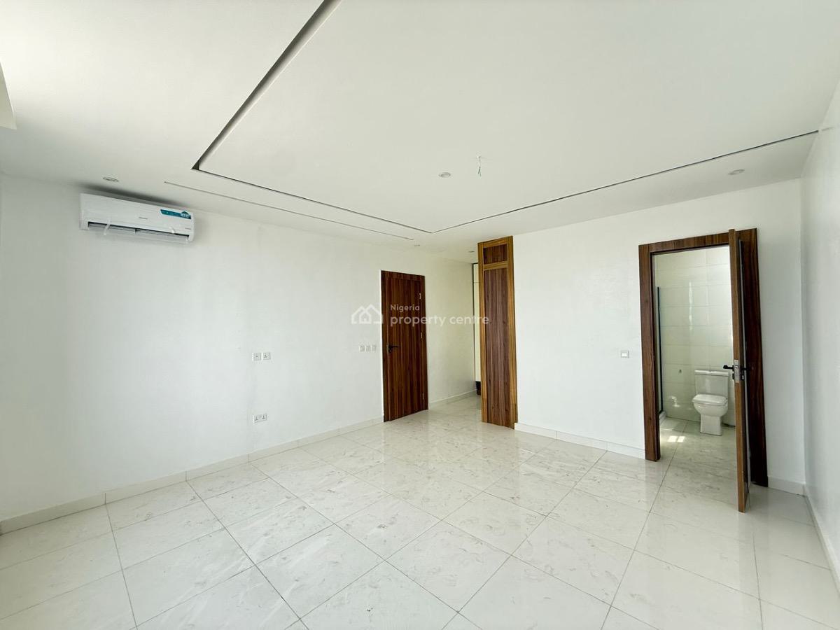 2 Bedroom Apartment with Swimming Pool, Gym & Elevator, Lekki Phase 1, Lekki, Lagos, Flat / Apartment for Sale