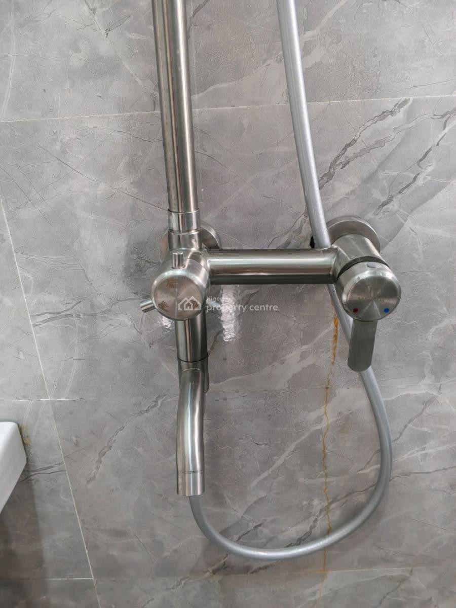 Brand New Luxury 2 Bedroom Flat, Mobil Road, Ilaje, Ajah, Lagos, Flat / Apartment for Rent