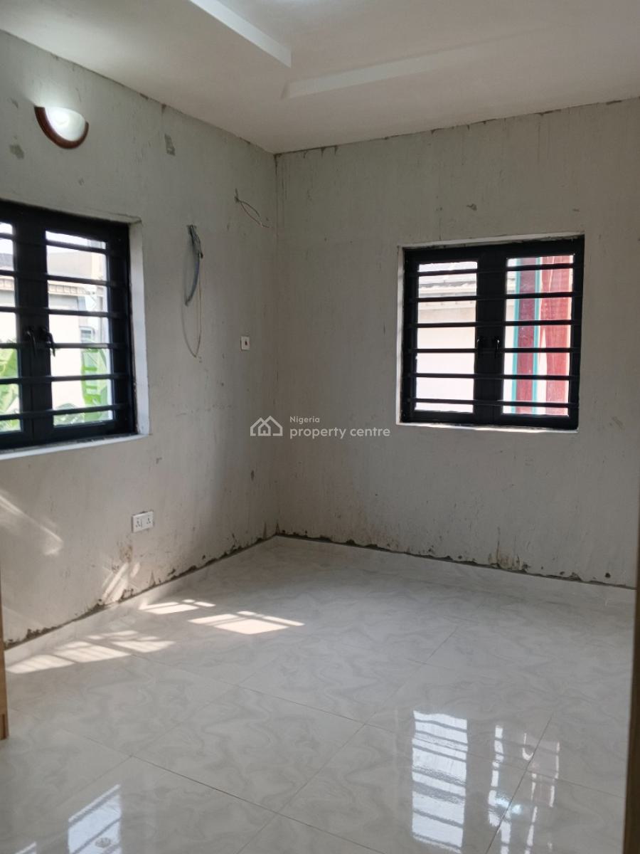 Brand New Luxury 2 Bedroom Flat, Mobil Road, Ilaje, Ajah, Lagos, Flat / Apartment for Rent