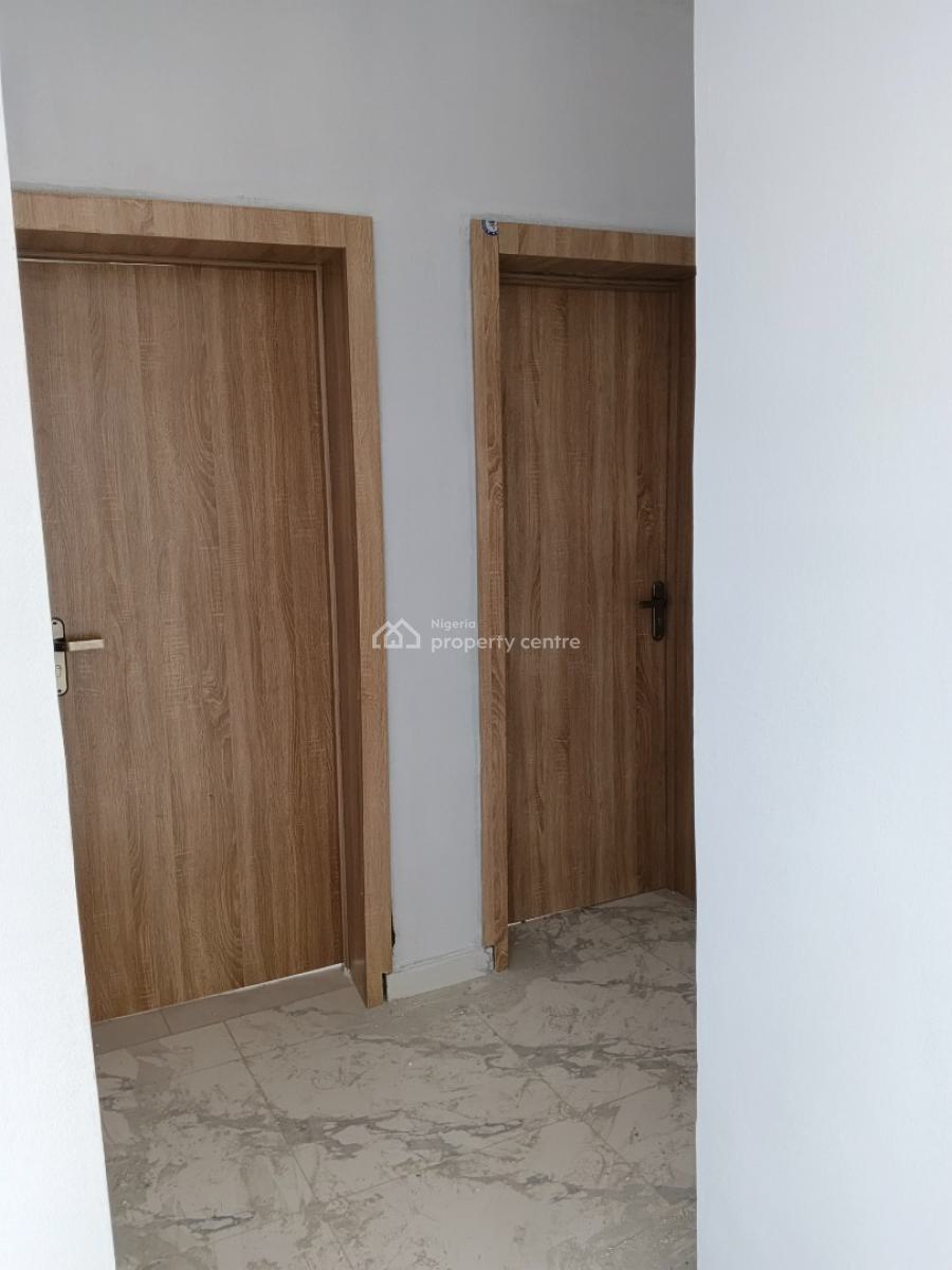 Brand New Luxury 2 Bedroom Flat, Mobil Road, Ilaje, Ajah, Lagos, Flat / Apartment for Rent