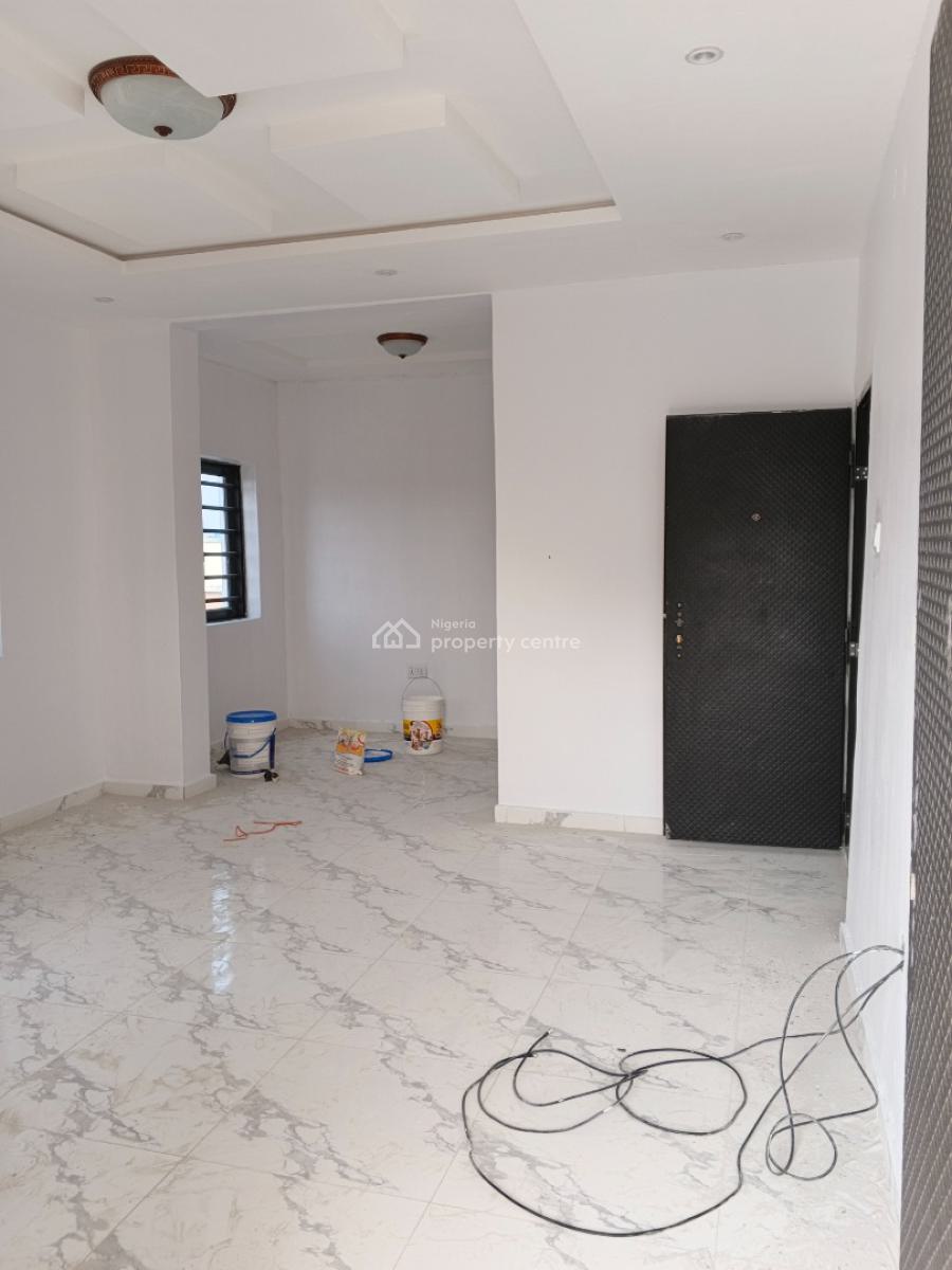 Brand New Luxury 2 Bedroom Flat, Mobil Road, Ilaje, Ajah, Lagos, Flat / Apartment for Rent