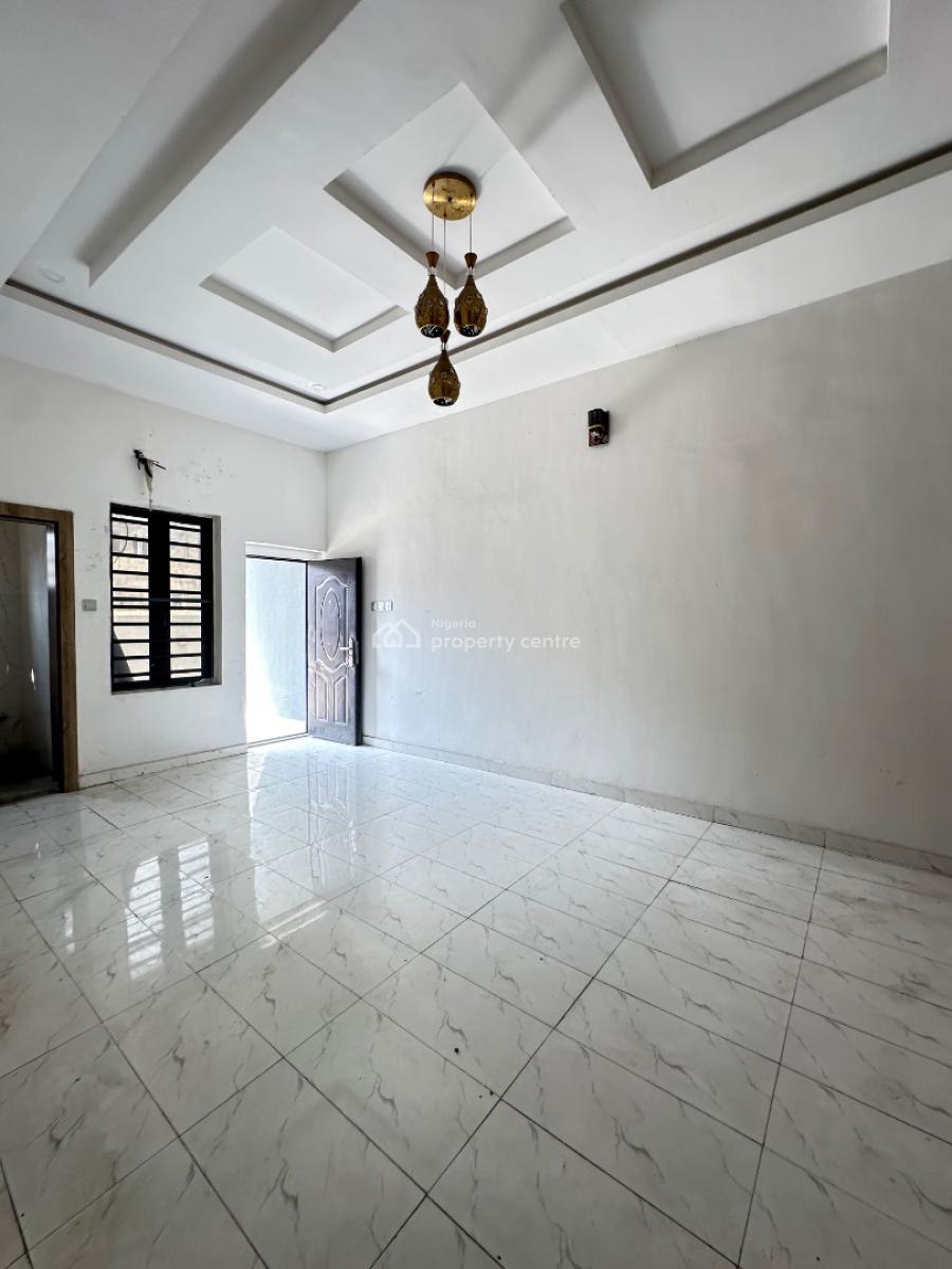 Opulent 2 Bedroom Flat, Ologolo, Lekki, Lagos, Flat / Apartment for Rent