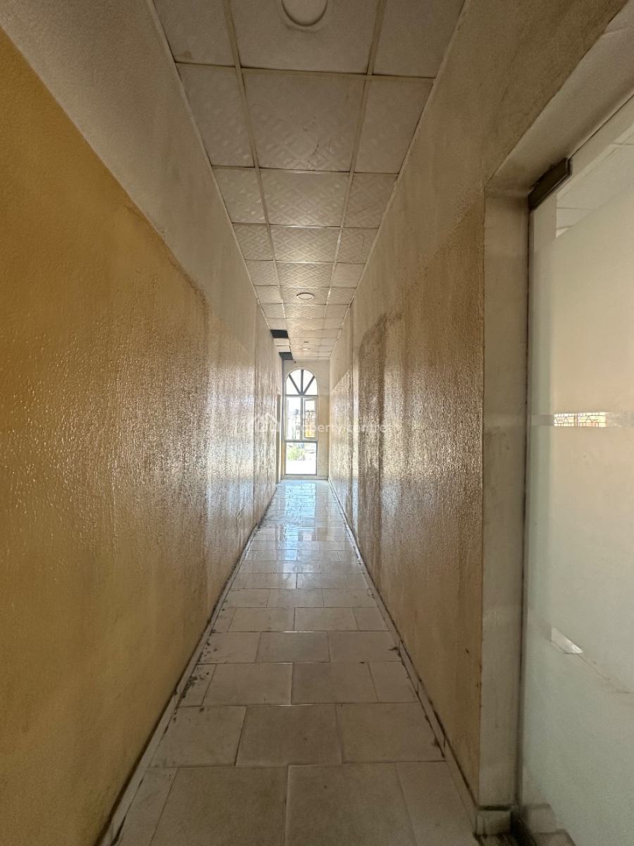Serene Shop Space, Agungi, Lekki, Lagos, Commercial Property for Rent