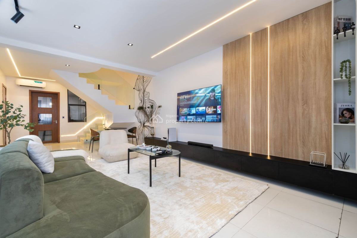 Luxurious 2 Bedroom Maisonette, Lekki Phase 1, Lekki, Lagos, House Short Let