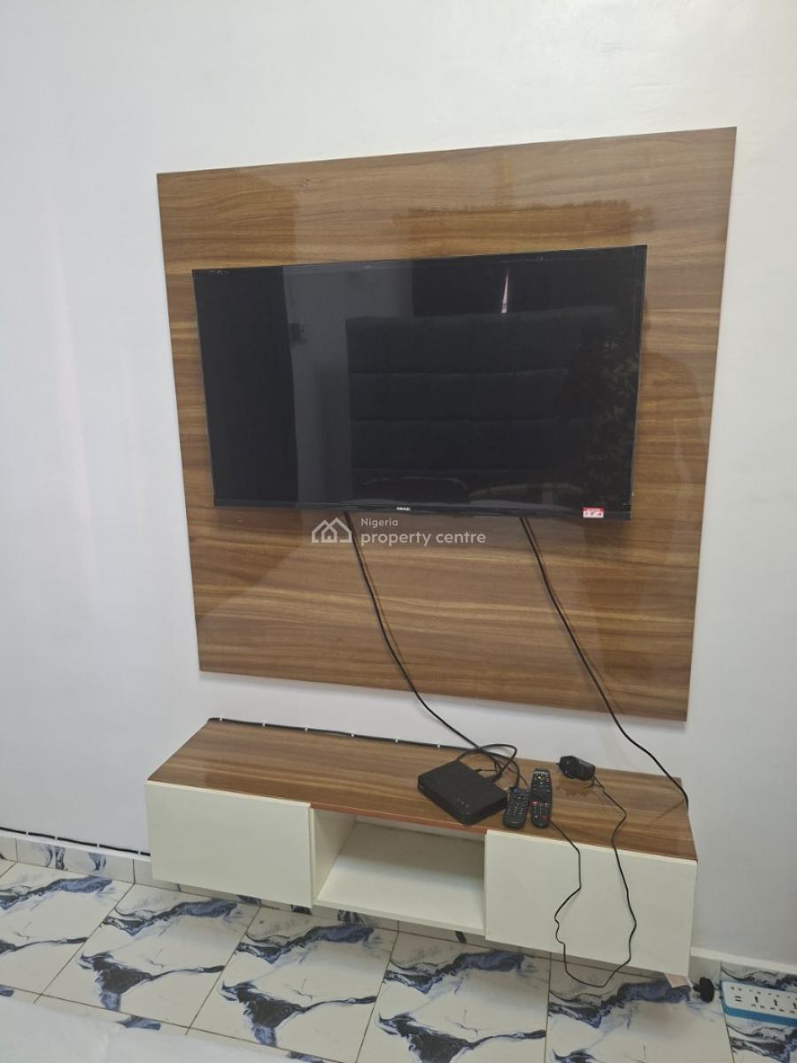 Fully Furnished Mini Flat on The 1st Floor, Balogun Street, Shomolu, Lagos, Mini Flat (room and Parlour) for Rent