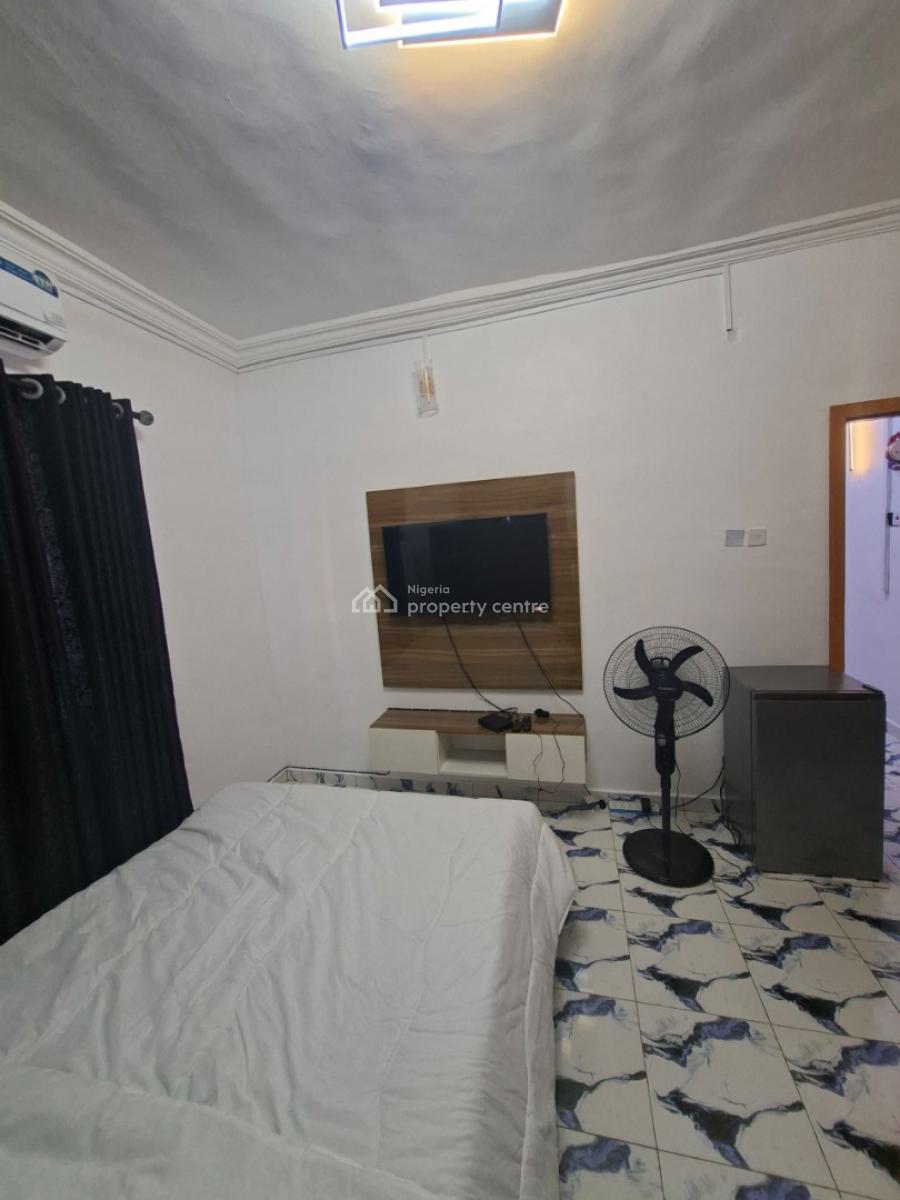Fully Furnished Mini Flat on The 1st Floor, Balogun Street, Shomolu, Lagos, Mini Flat (room and Parlour) for Rent