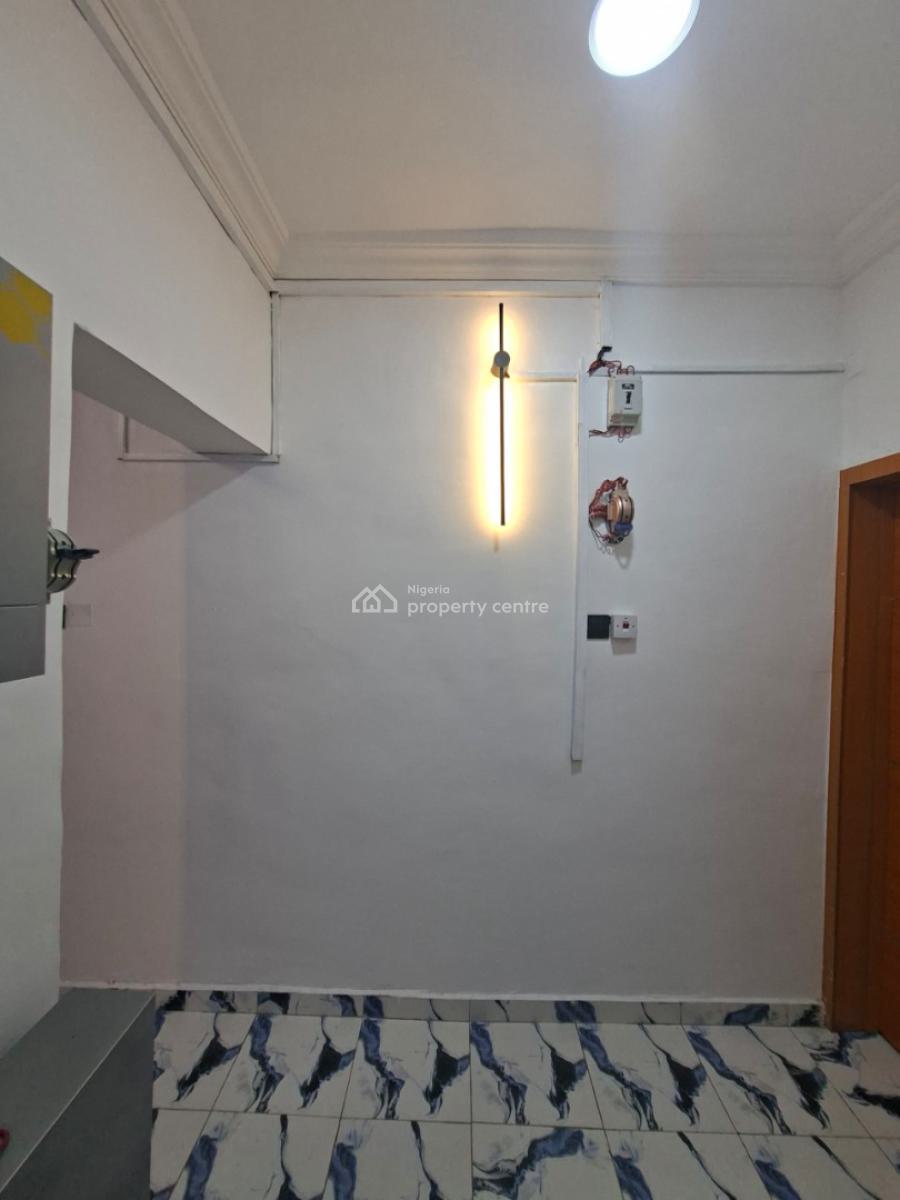 Fully Furnished Mini Flat on The 1st Floor, Balogun Street, Shomolu, Lagos, Mini Flat (room and Parlour) for Rent