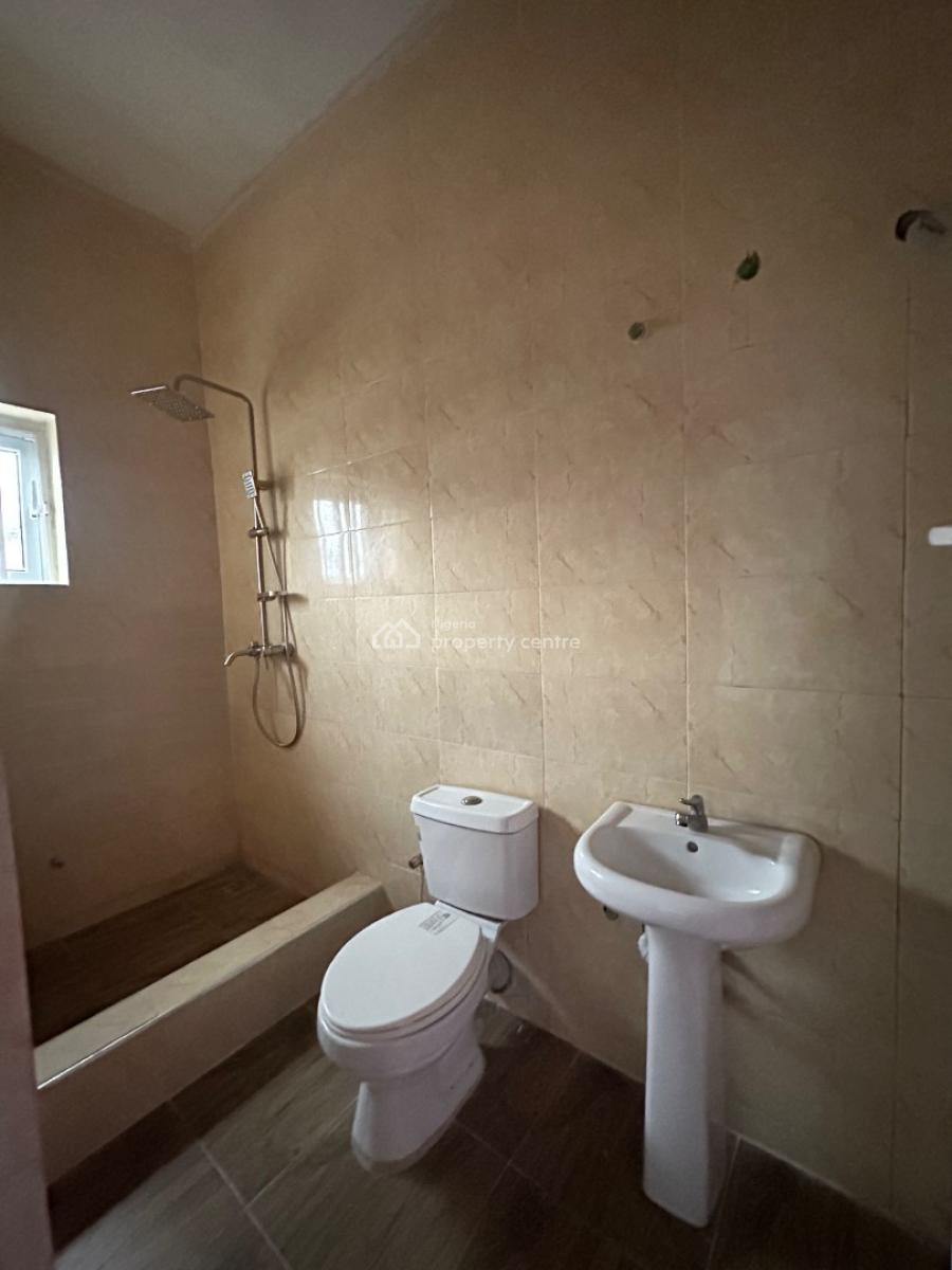 Cozy 3 Bedroom Flat, Ajah, Lagos, Flat / Apartment for Rent