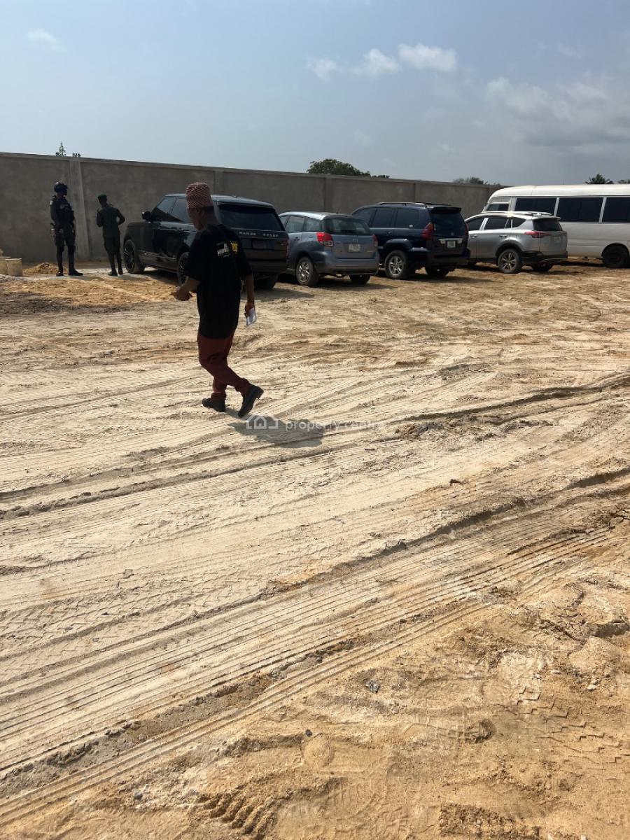 Plaza/ Complex, Commercial Space , with C of O, Opp. Coscharis Motors Hq By Lekki-epe, Awoyaya, Ibeju Lekki, Lagos, Plaza / Complex / Mall for Sale