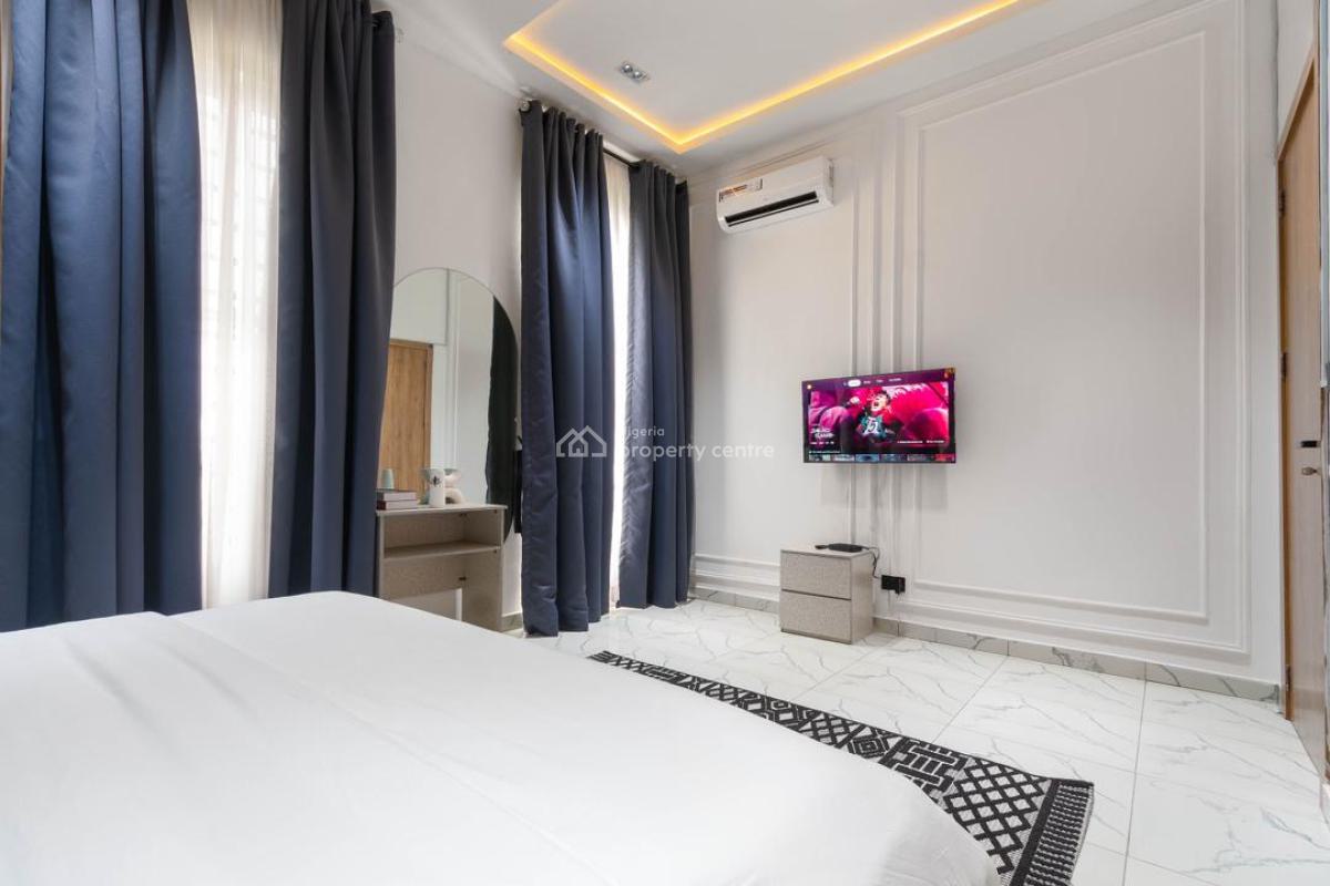 3 Bedrooms Executive Apartment with Pool & Gym, Parkview, Ikoyi, Lagos, Flat / Apartment Short Let