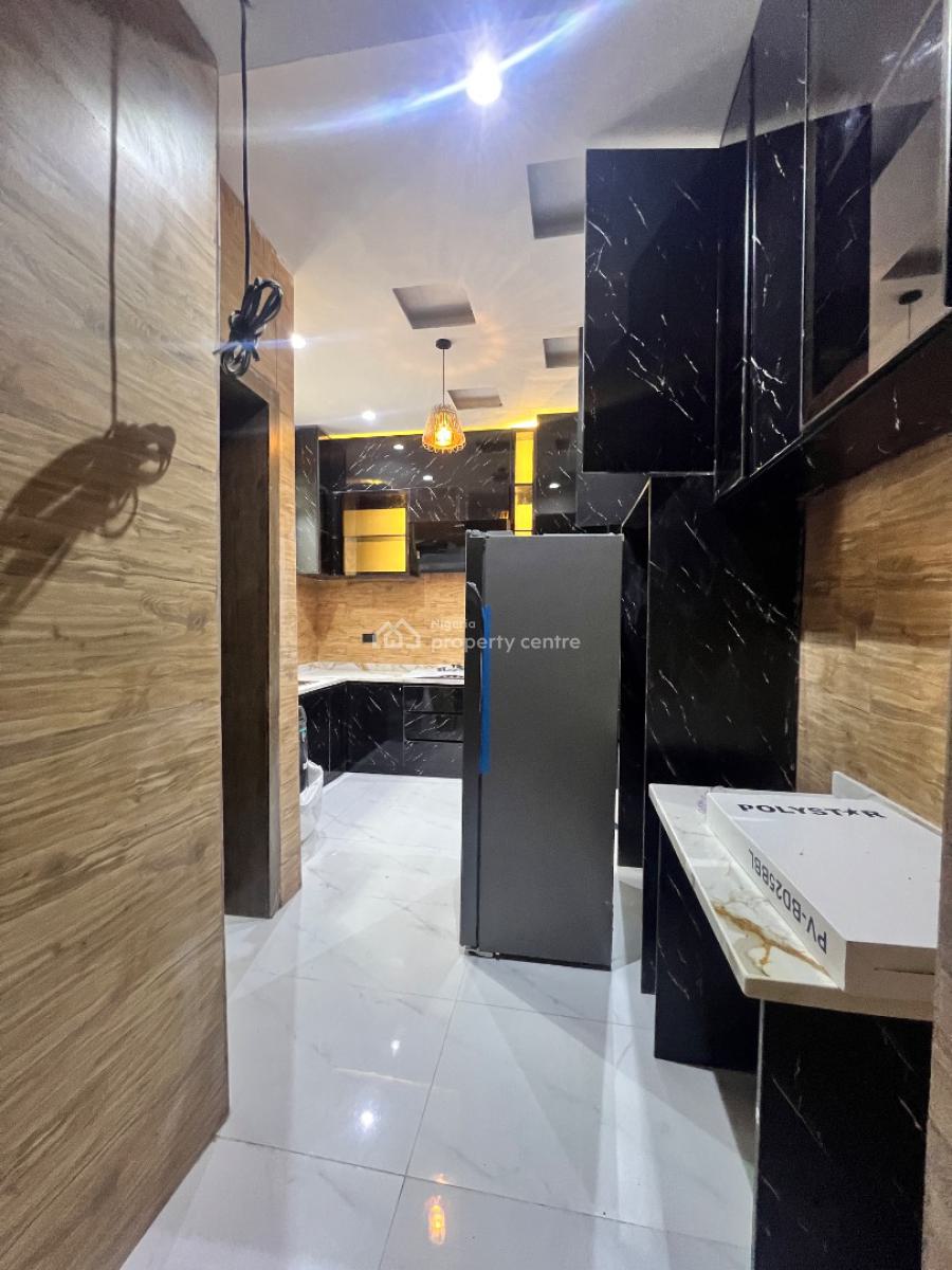 Brand New 3 Bedroom Apartment with Bq, Lekki Phase 1, Lekki, Lagos, Flat / Apartment for Sale