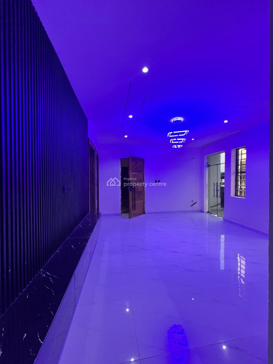 Brand New 3 Bedroom Apartment with Bq, Lekki Phase 1, Lekki, Lagos, Flat / Apartment for Sale