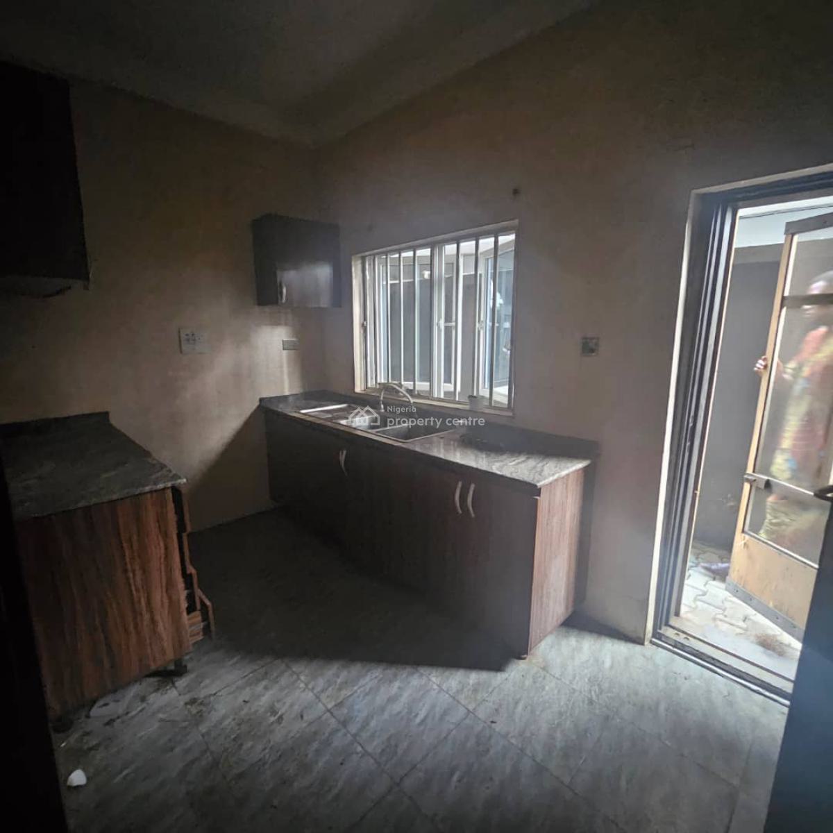 4 Bedroom, Gra Phase 2, Magodo, Lagos, Semi-detached Duplex for Rent