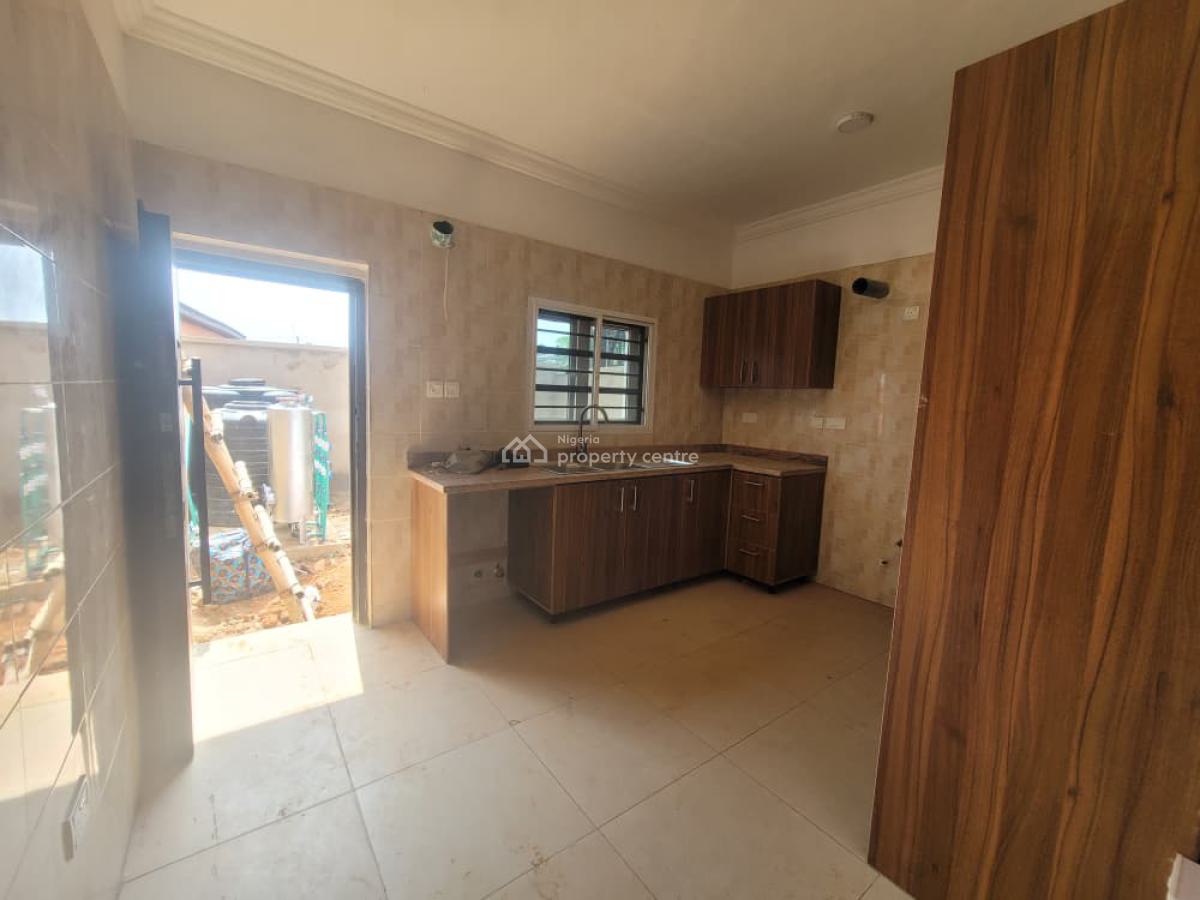 Clean 4 Bedroom Semi Detached Duplex, Adeniran Ogunsanya Street, Surulere, Lagos, Semi-detached Duplex for Rent