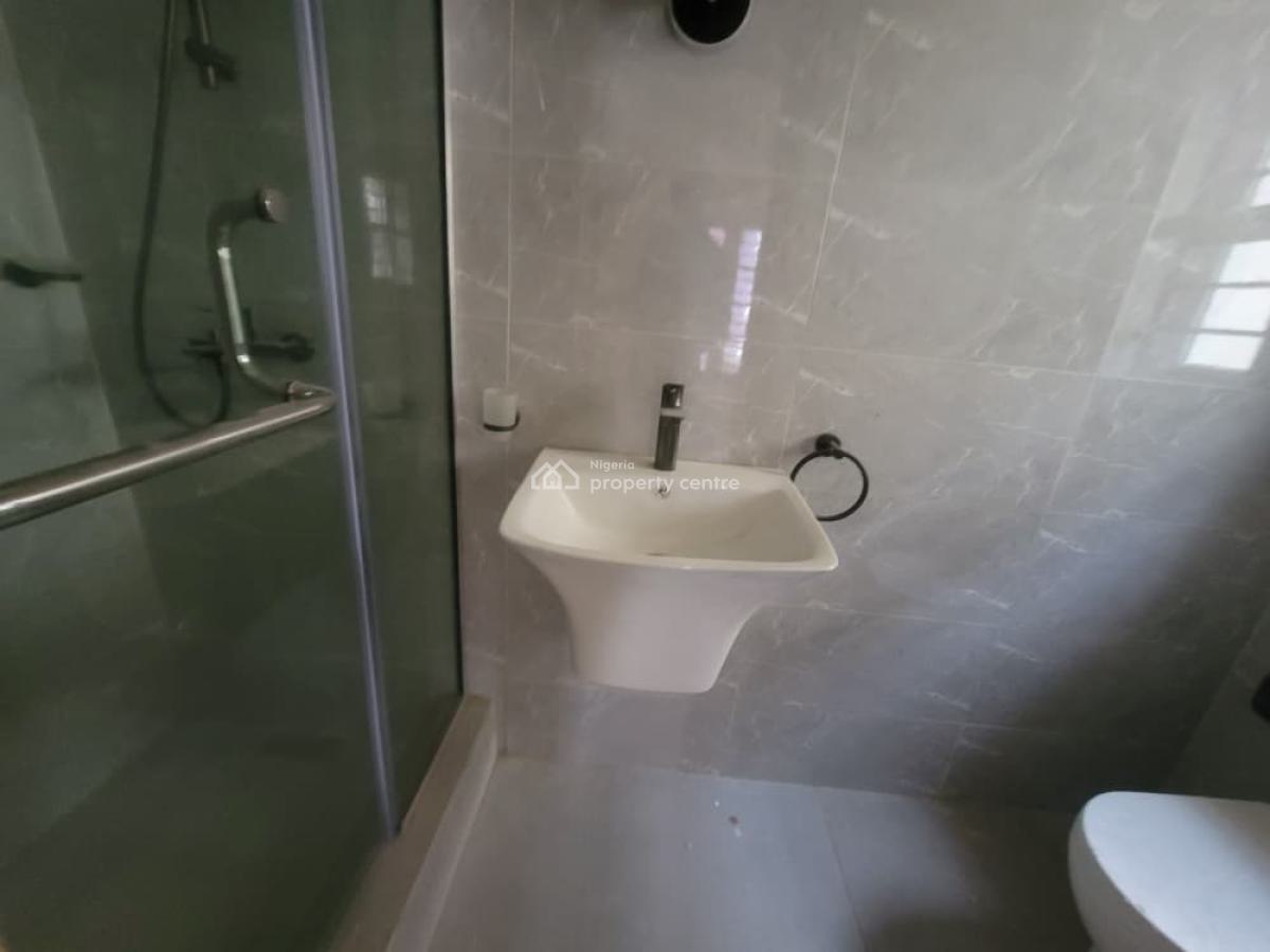 Clean 4 Bedroom Semi Detached Duplex, Adeniran Ogunsanya Street, Surulere, Lagos, Semi-detached Duplex for Rent