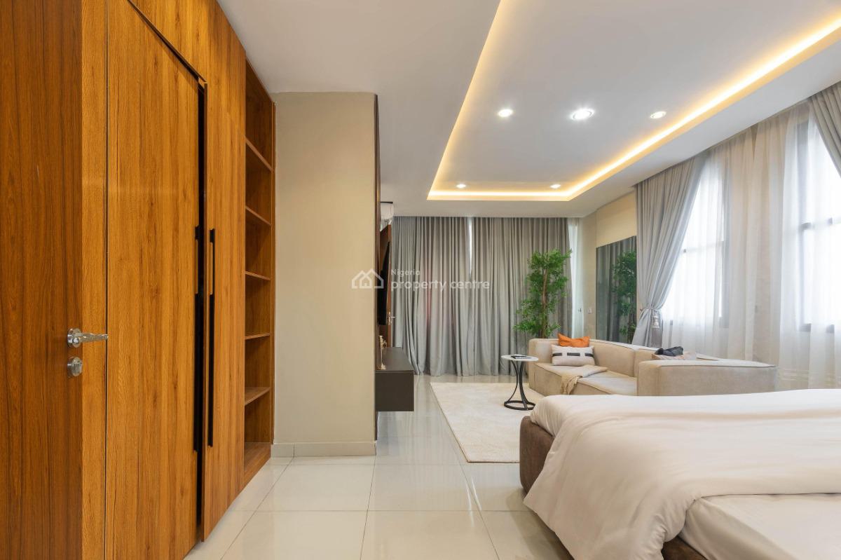 Aesthetically Pleasing 2 Bedroom Maisonette with Ps5, Balcony, Lekki Phase 1, Lekki, Lagos, Flat / Apartment Short Let