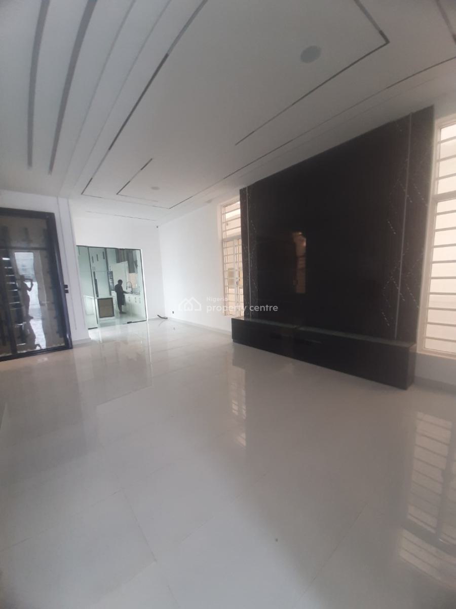 5, Before Chevron Drive 2nd Toll Gate Axis, Ologolo, Lekki, Lagos, House for Sale