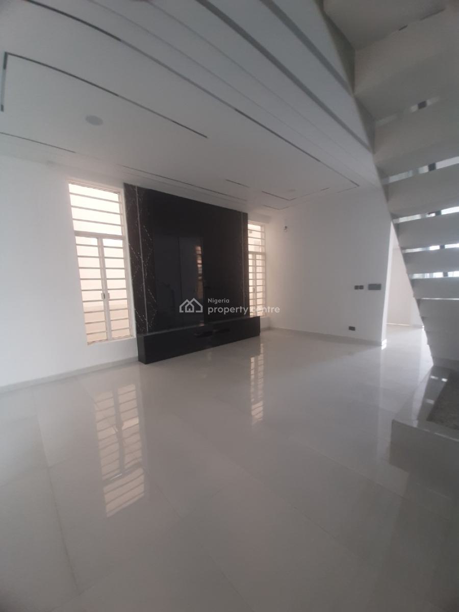 5, Before Chevron Drive 2nd Toll Gate Axis, Ologolo, Lekki, Lagos, House for Sale