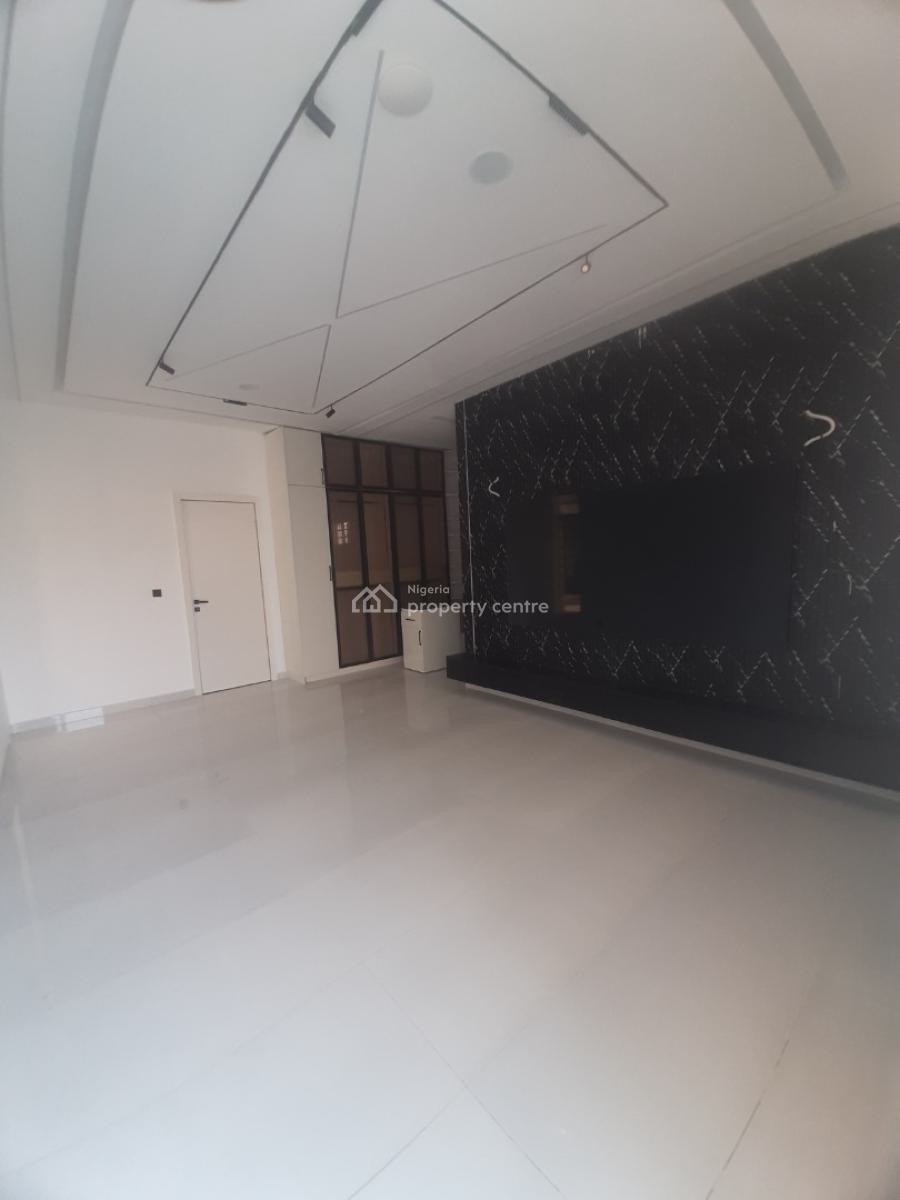 5, Before Chevron Drive 2nd Toll Gate Axis, Ologolo, Lekki, Lagos, House for Sale