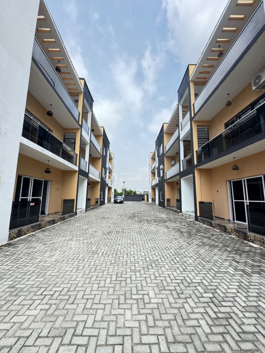 Elegant 2 Bedroom Apartment with Bq Very Spacious, Ilaje Lekki Lagos State, Lekki, Lagos, Block of Flats for Sale