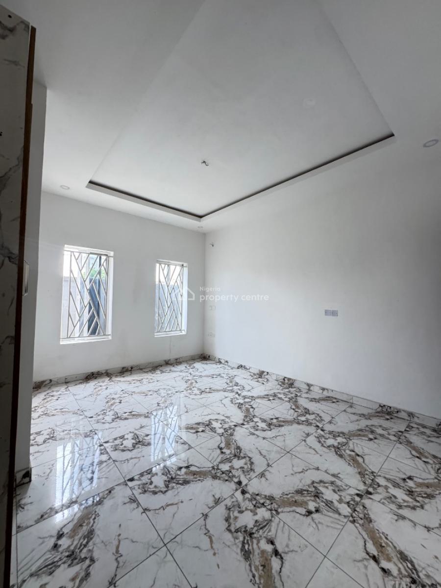 Elegant 2 Bedroom Apartment with Bq Very Spacious, Ilaje Lekki Lagos State, Lekki, Lagos, Block of Flats for Sale
