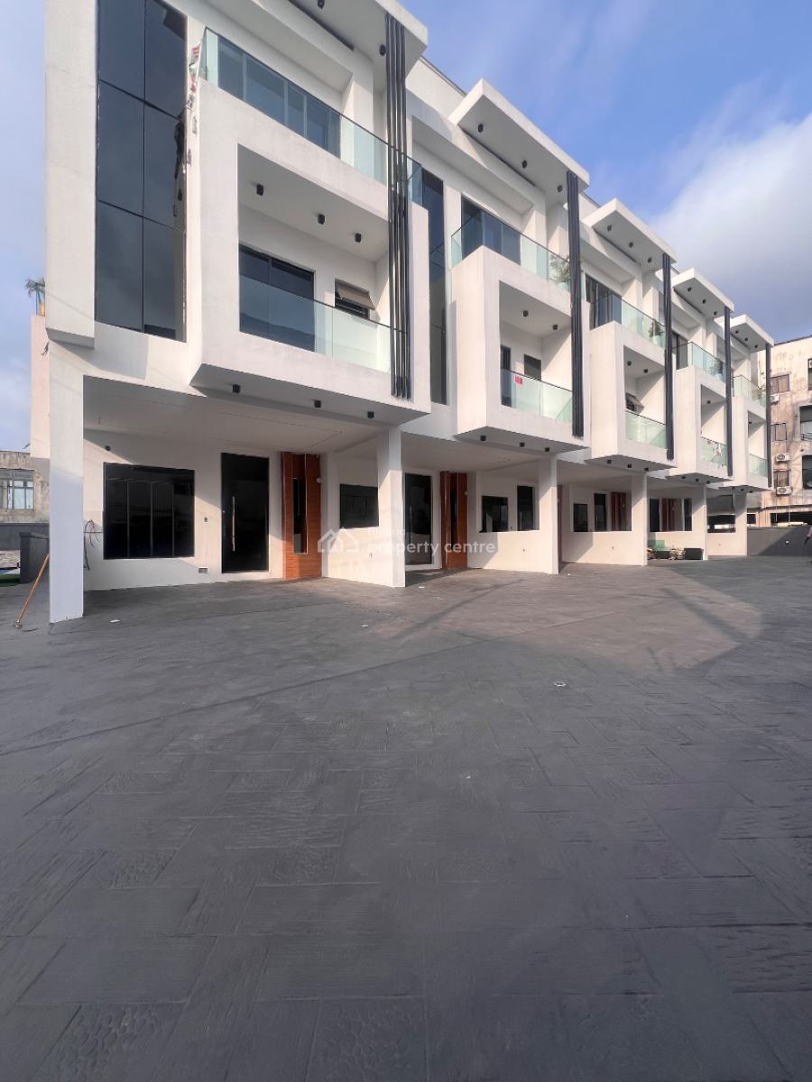Luxury Exquisitely Built 4bedroom with Roof Terrace , Pool and Bq, Osapa, Lekki, Lagos, Terraced Duplex for Sale