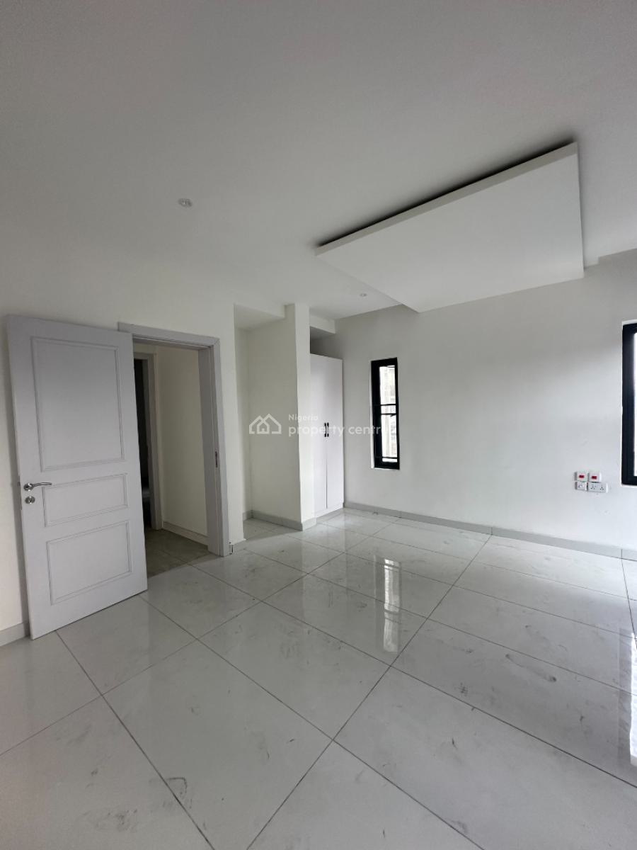 2 Bedroom Service Apartment with Swimming Pool, Ikate, Lekki, Lagos, Flat / Apartment for Sale