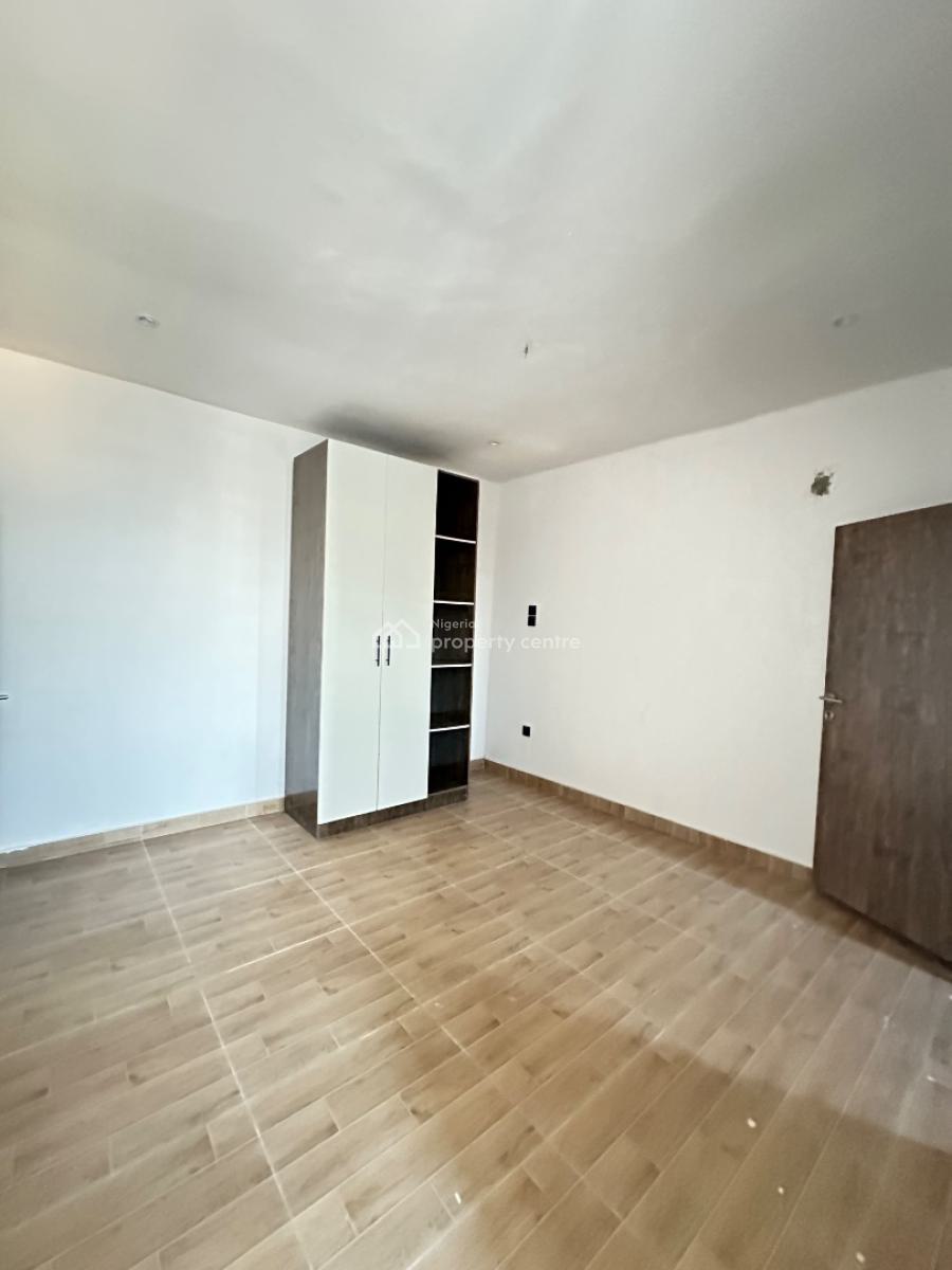 Gorgeous 2 Bedroom Flat, Agungi, Lekki, Lagos, Flat / Apartment for Sale