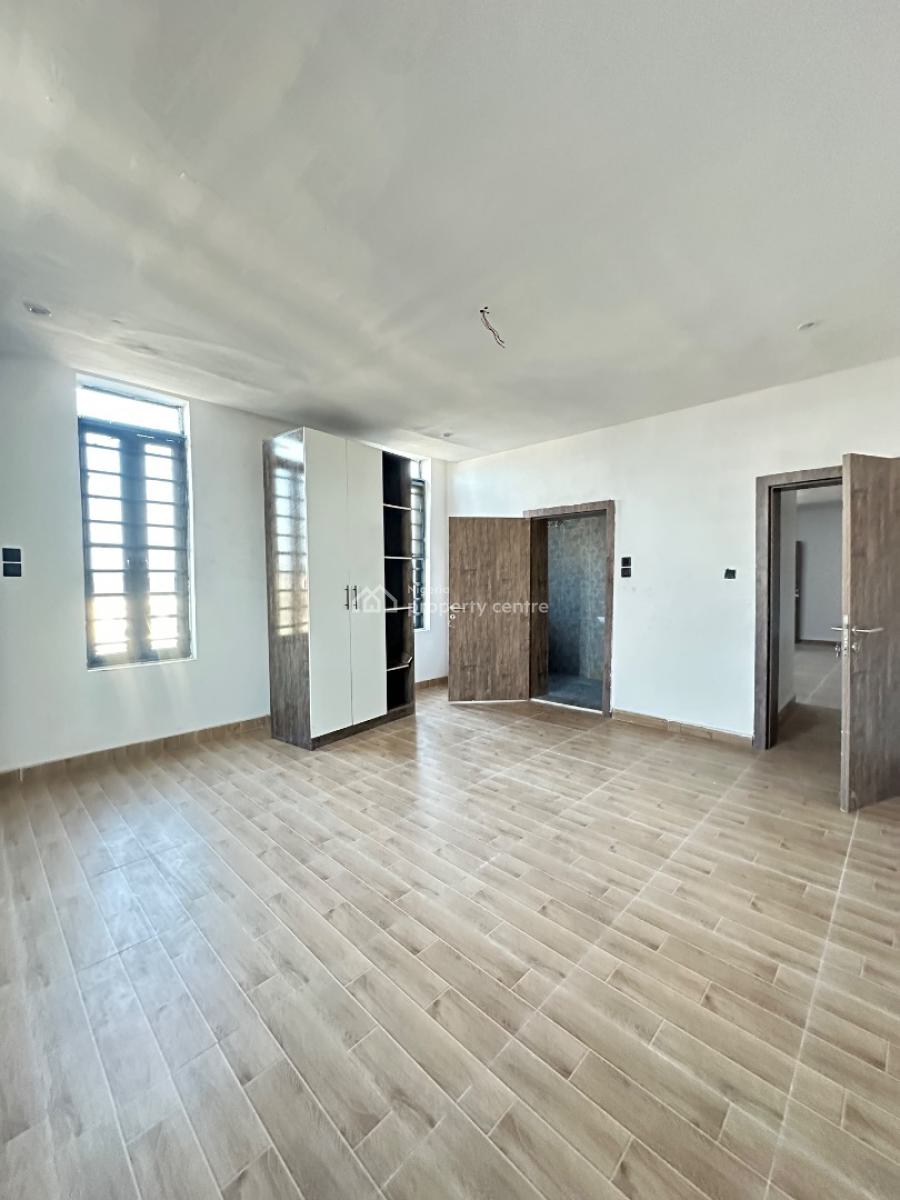 Gorgeous 2 Bedroom Flat, Agungi, Lekki, Lagos, Flat / Apartment for Sale