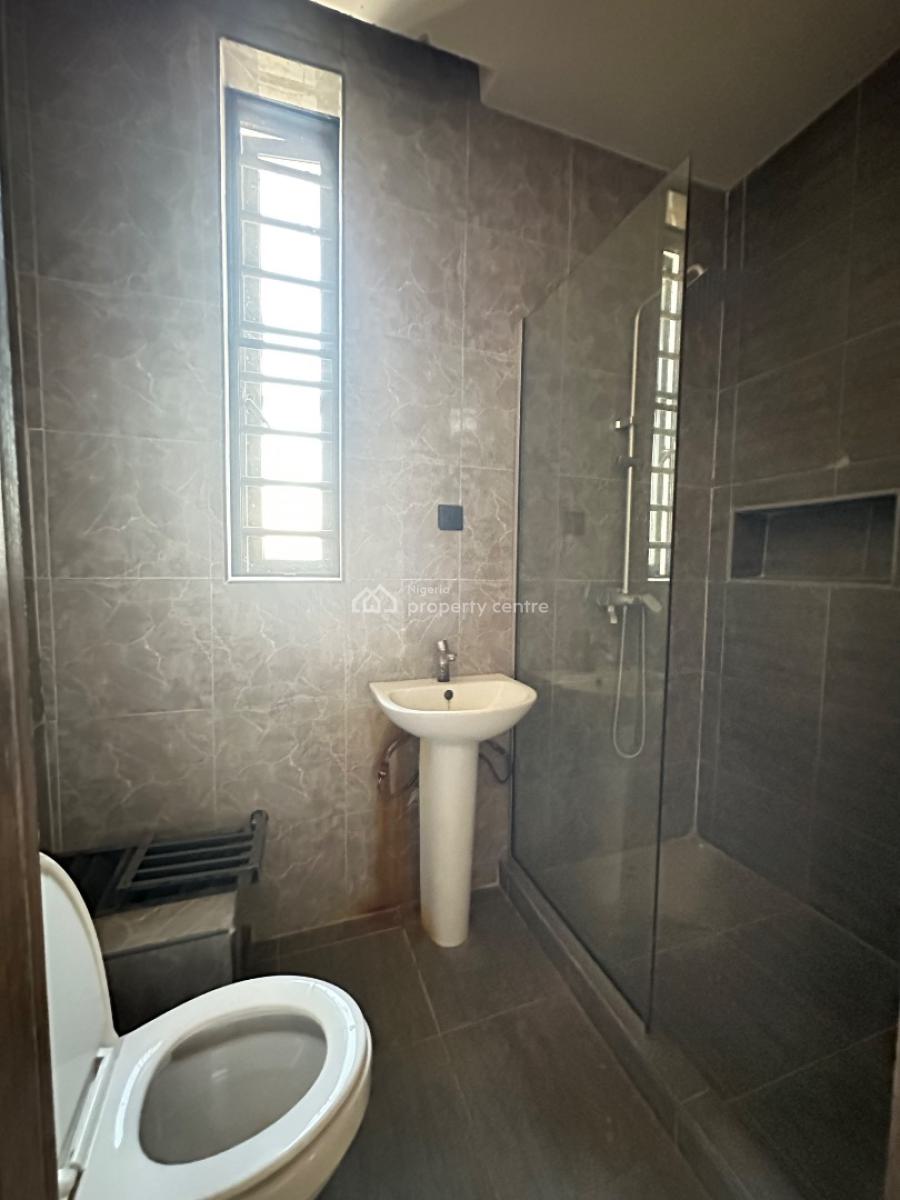 Gorgeous 2 Bedroom Flat, Agungi, Lekki, Lagos, Flat / Apartment for Sale