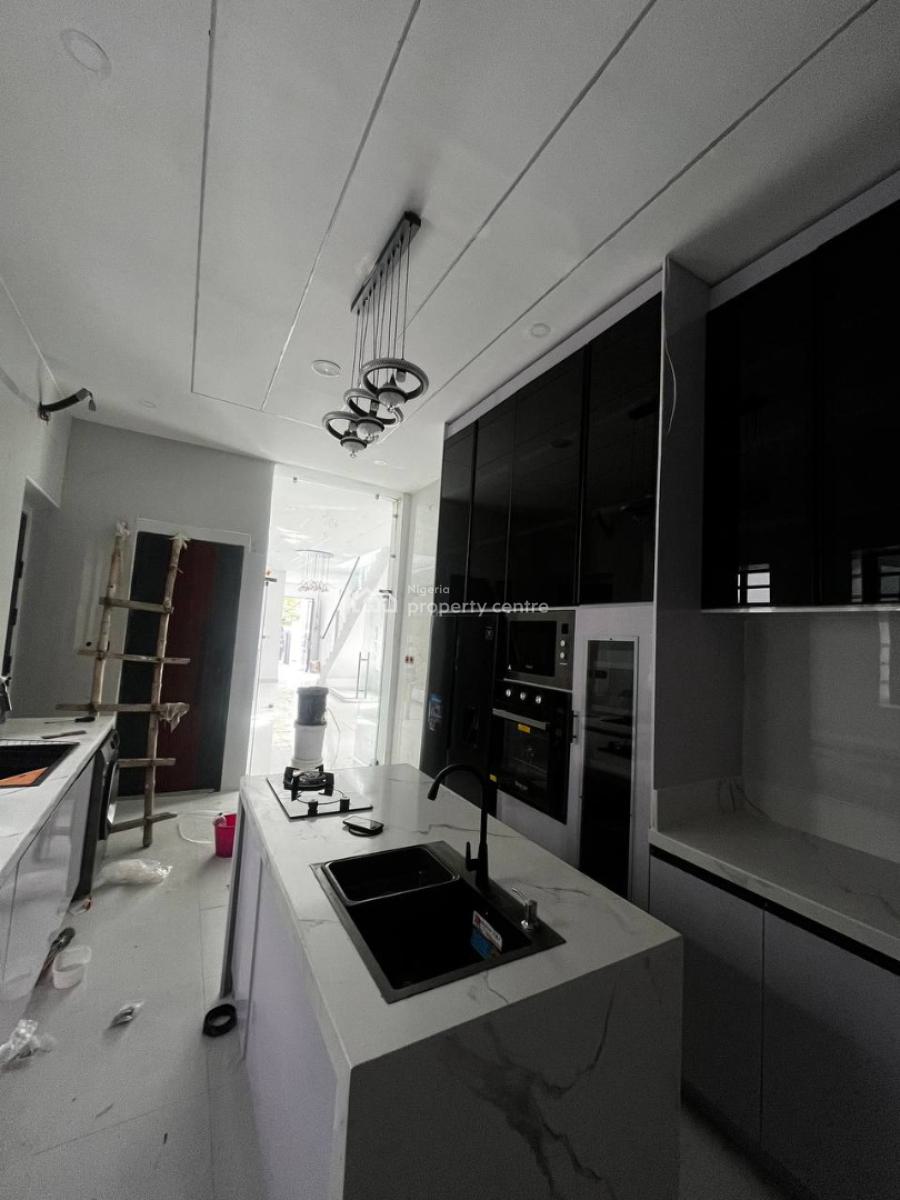 5 Bedroom Detached House with Bq, Second Tollgate, Lekki Phase 2, Lekki, Lagos, Detached Duplex for Sale