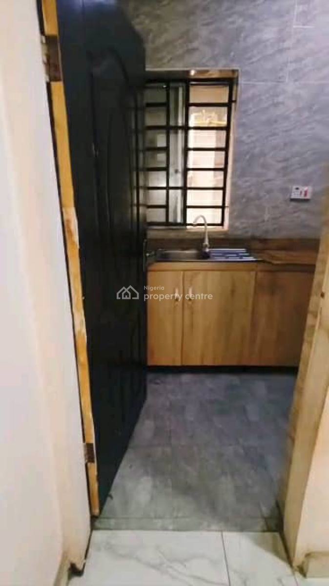 Mini Flat, Surulere, Lagos, Mini Flat (room and Parlour) for Rent